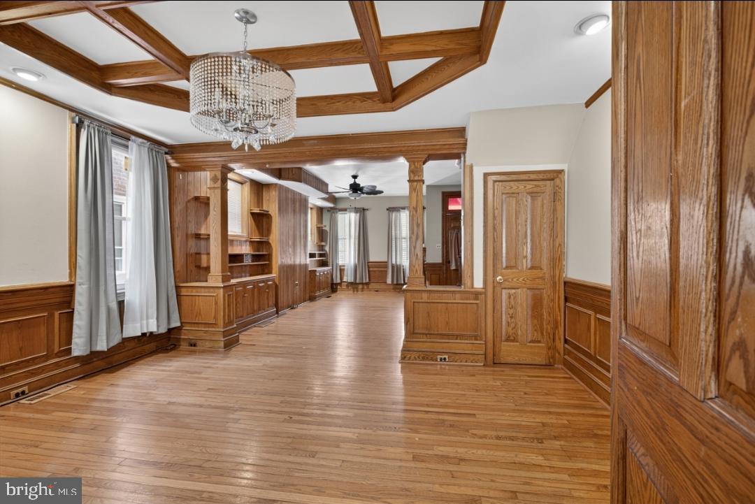 NORRISTOWN - Residential
