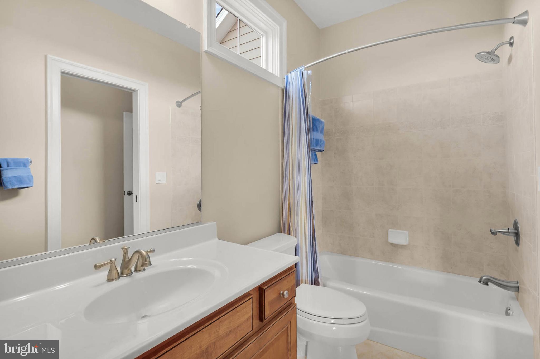 FOX MEADOW - Residential