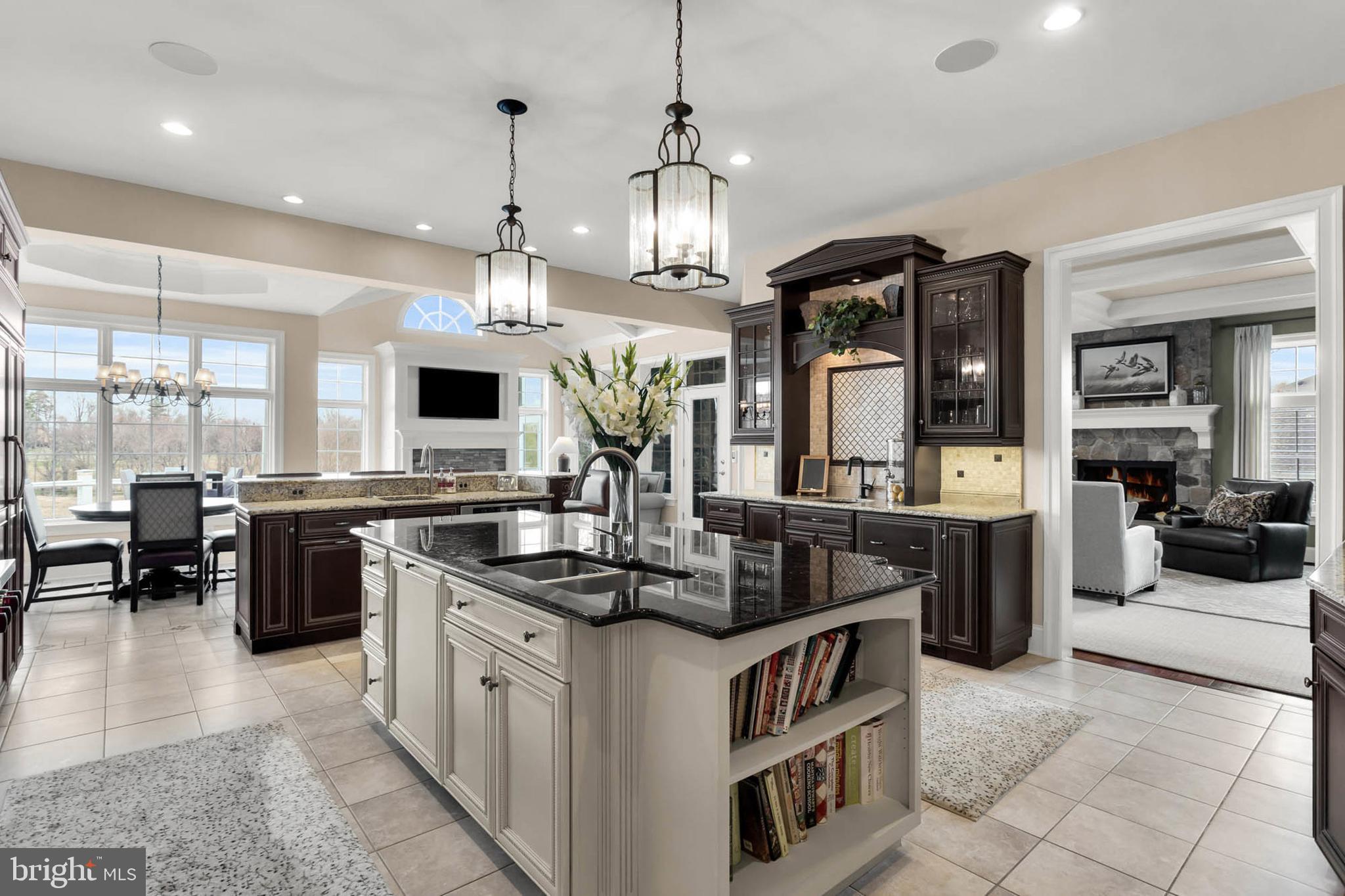 FOX MEADOW - Residential