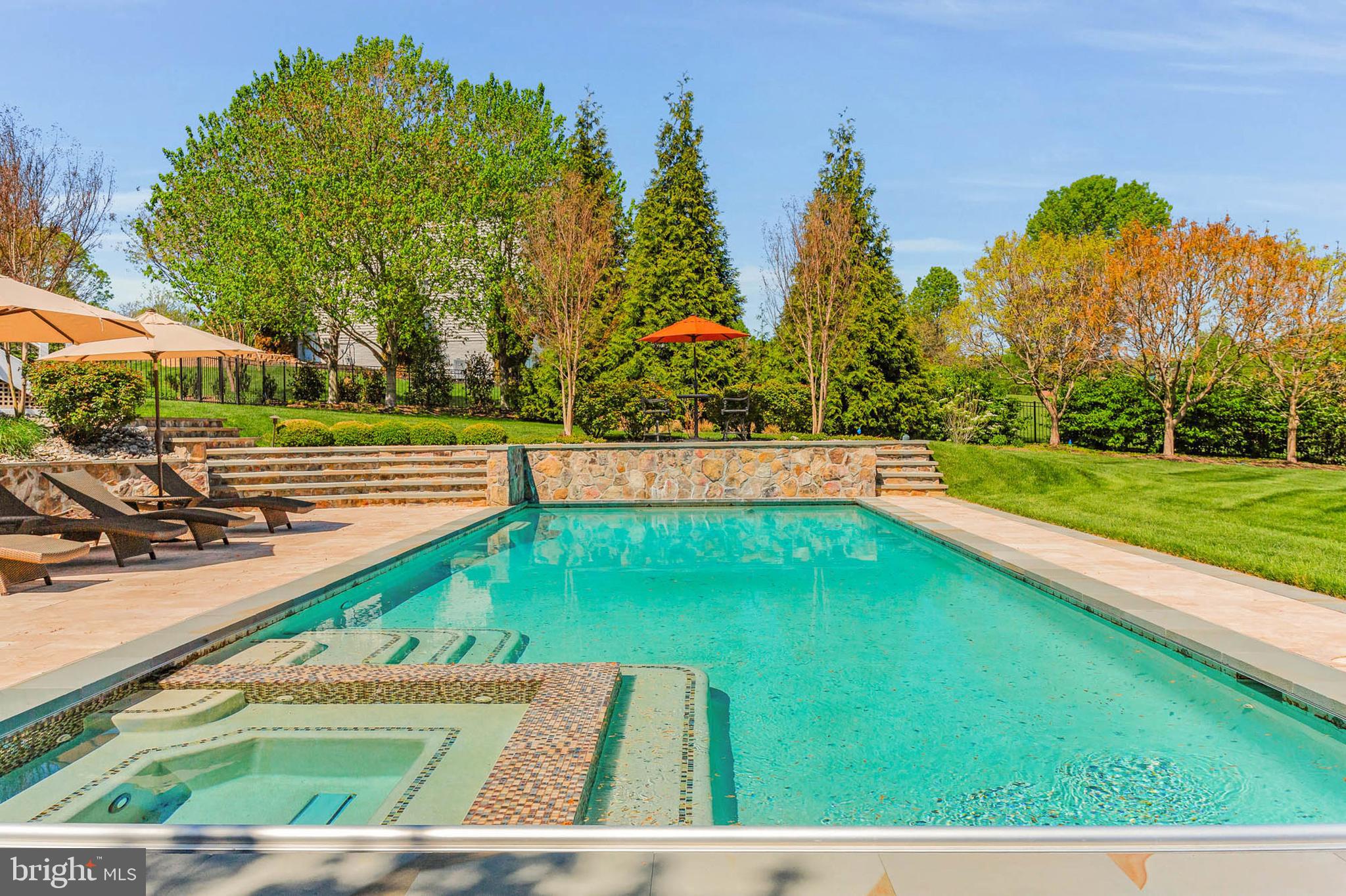 FOX MEADOW - Residential