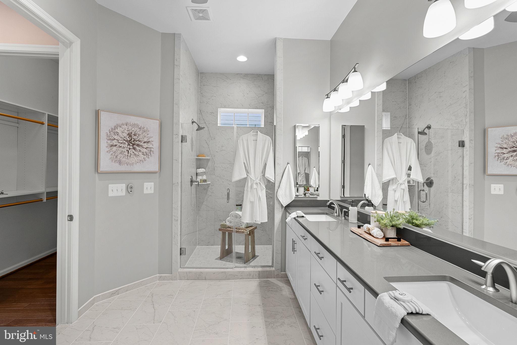 MEADOWBROOK - Residential