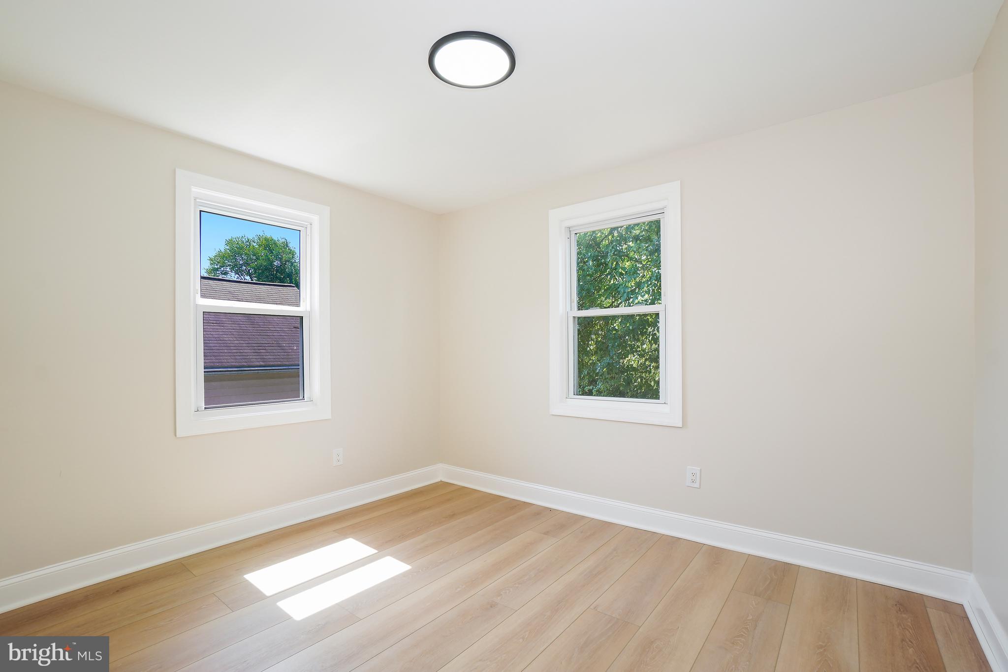 ROSEMONT - Residential