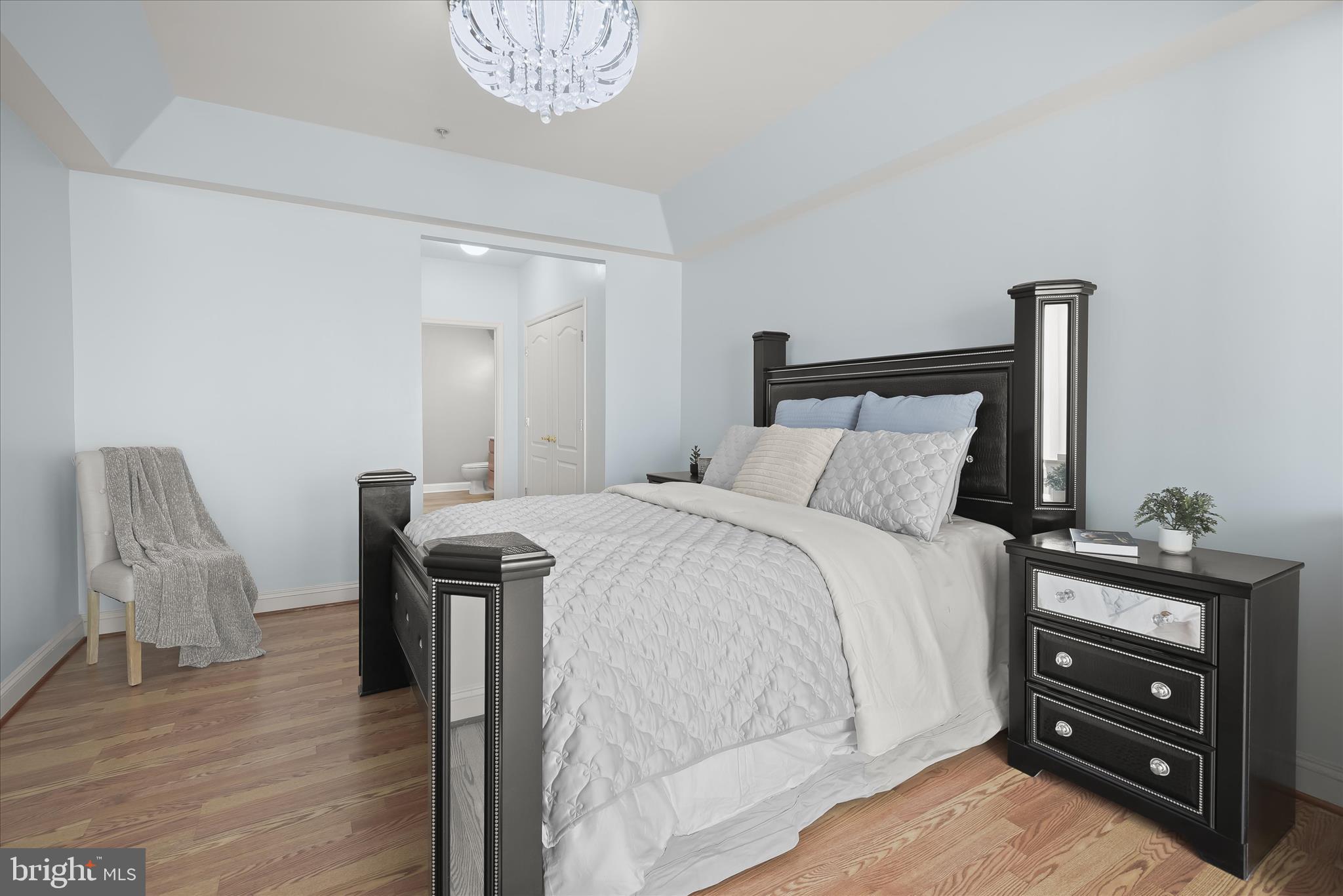 RIVER HILL - Residential