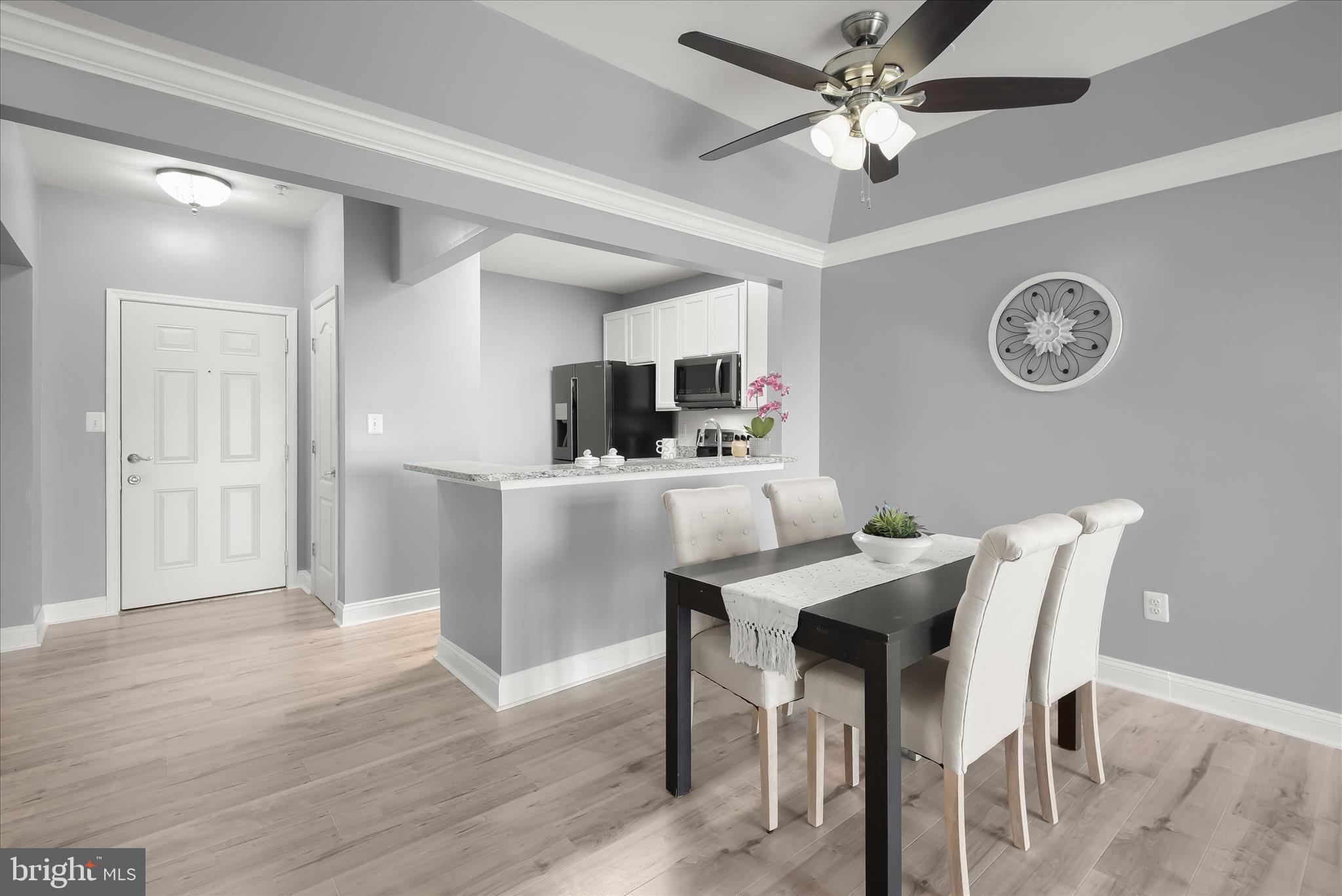 RIVER HILL - Residential