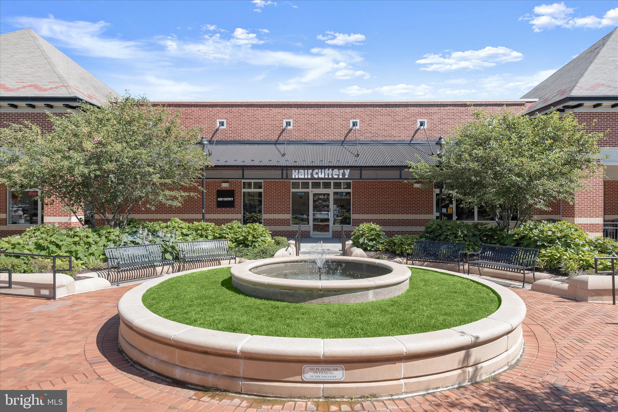 RIVER HILL - Residential