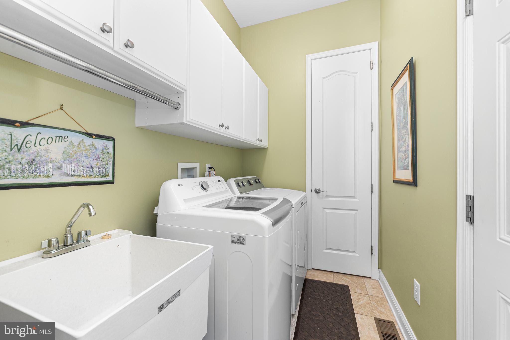 REGENCY AT YARDLEY - Residential