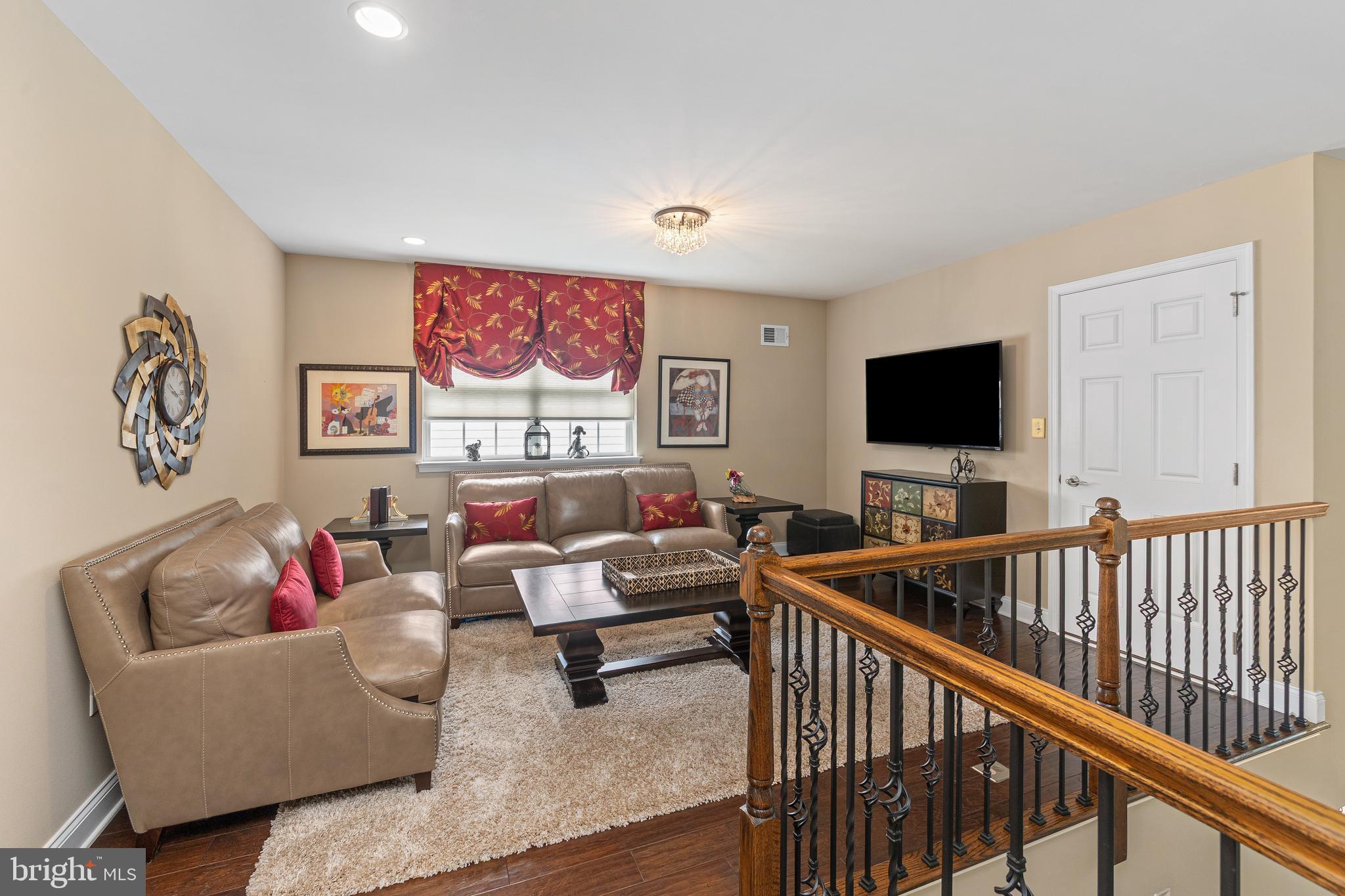 REGENCY AT YARDLEY - Residential