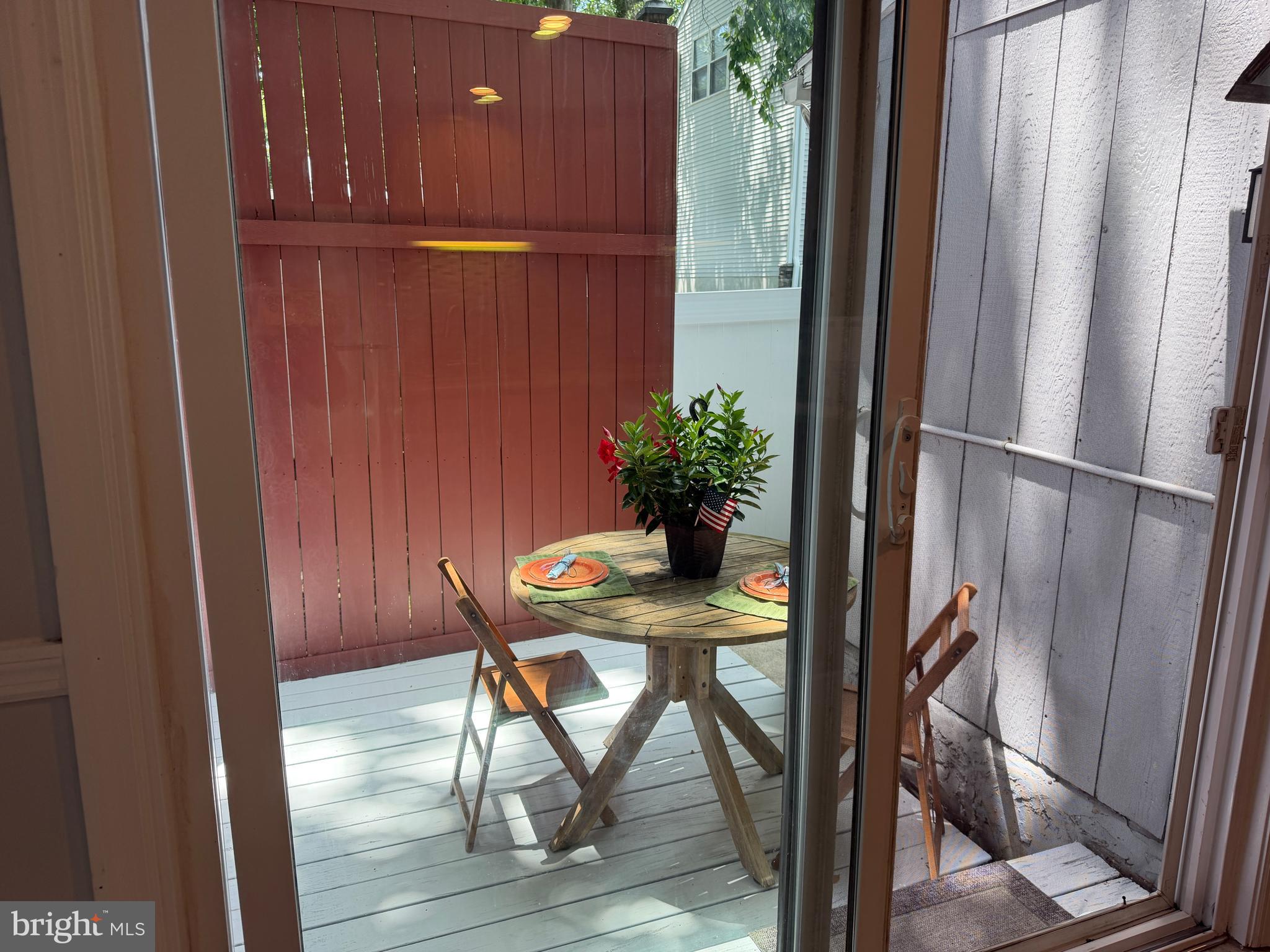 ARBOR LANE - Residential