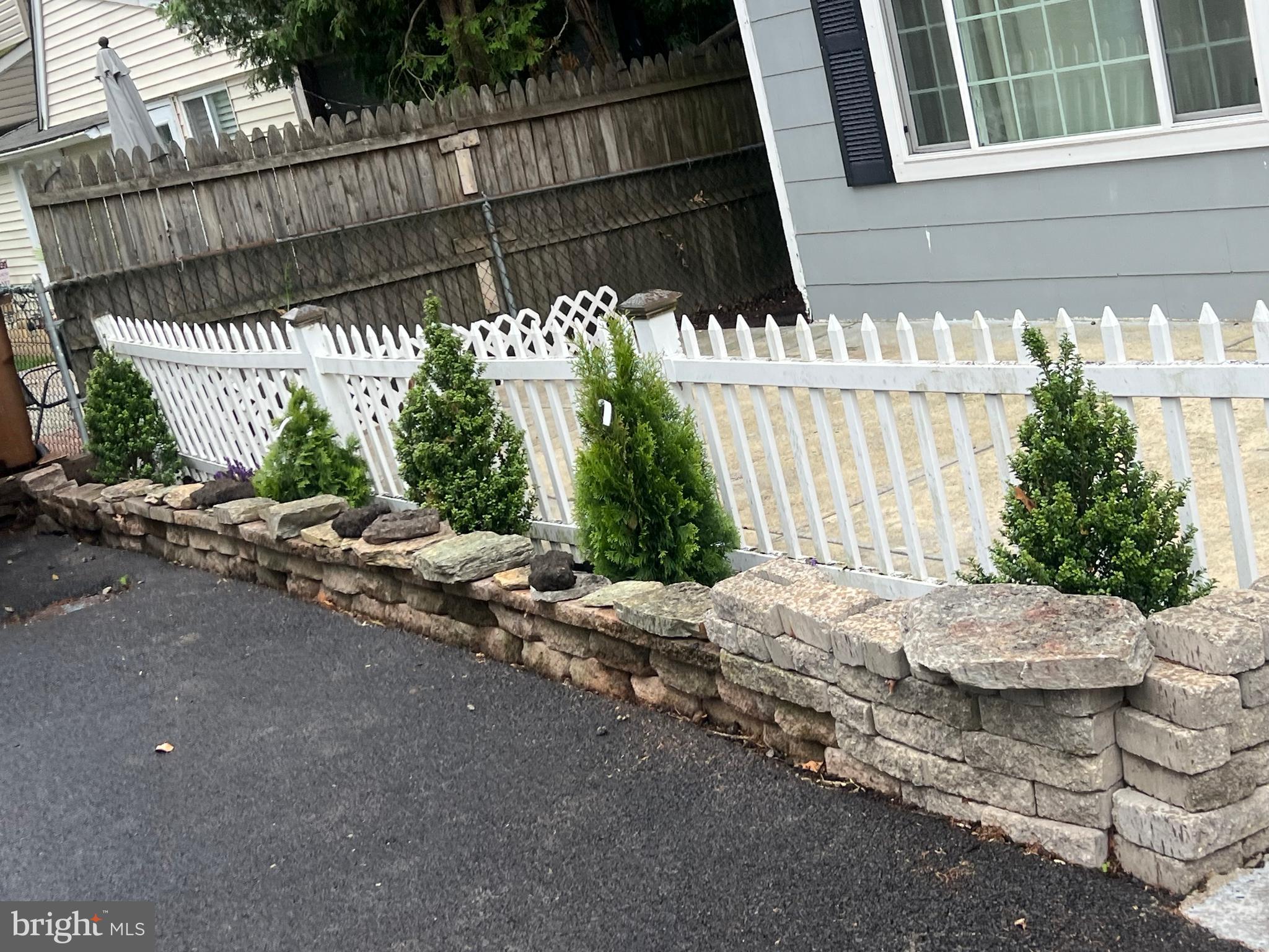 ARBOR LANE - Residential