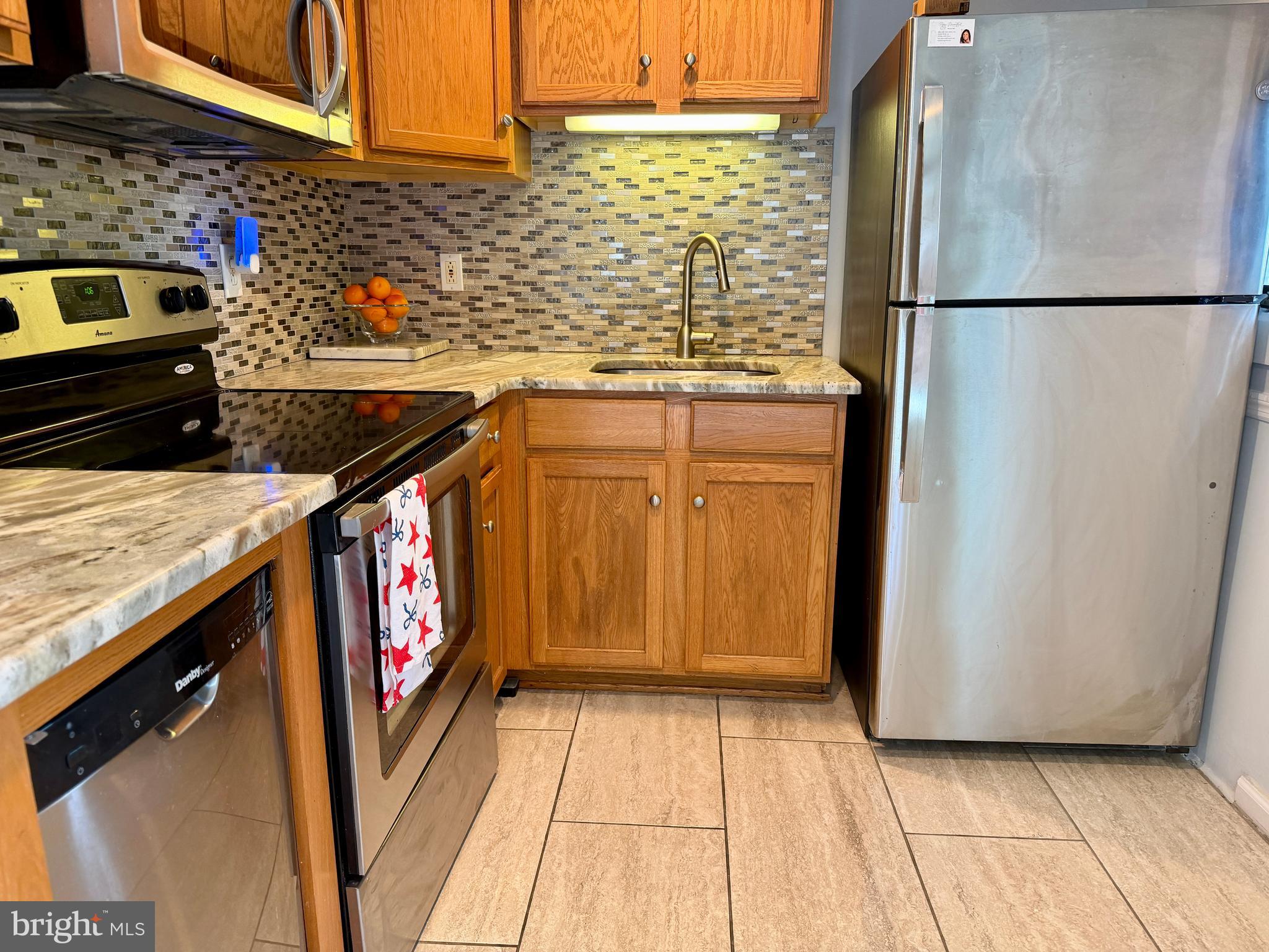 ARBOR LANE - Residential