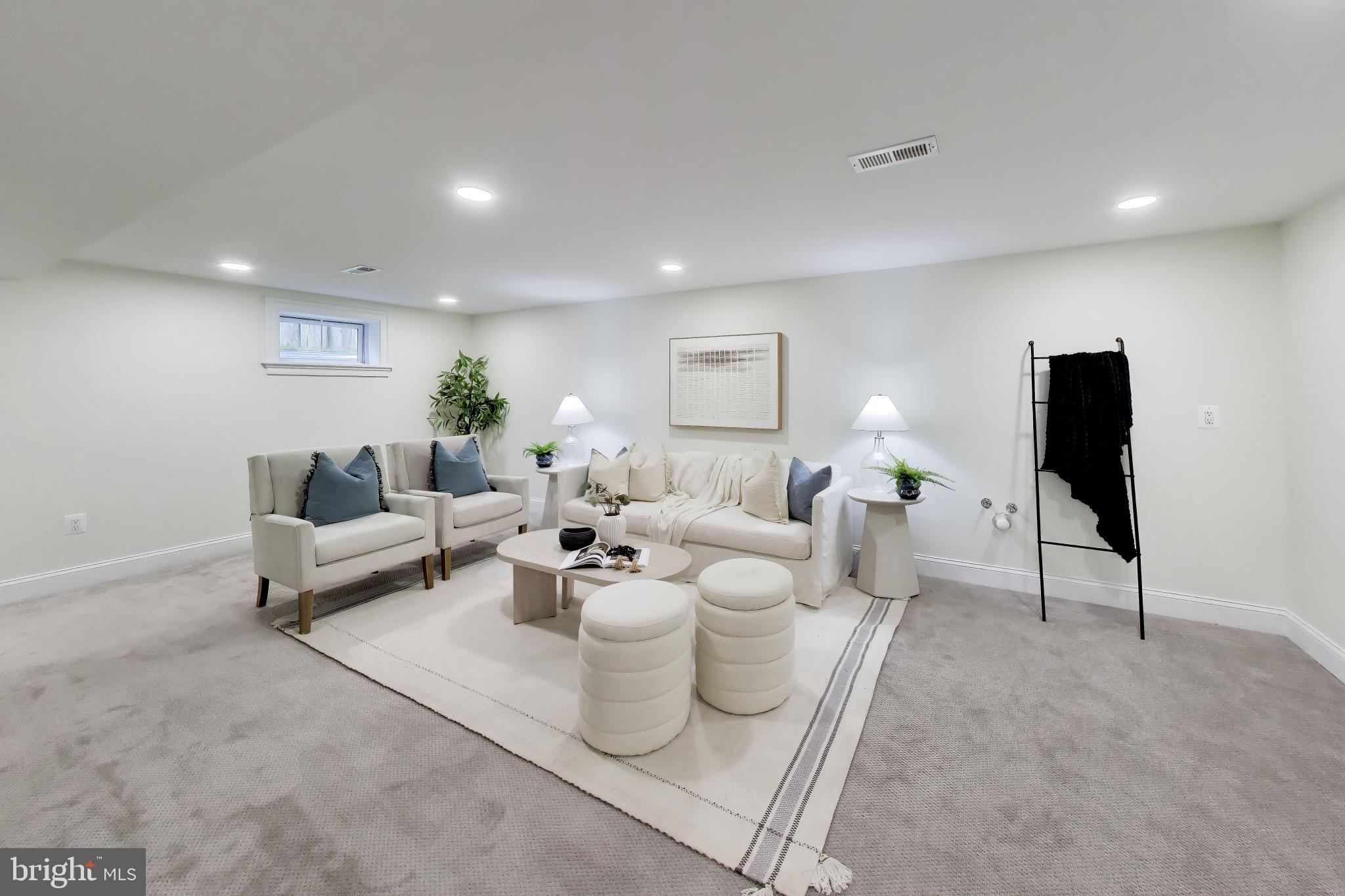 GEORGETOWN VILLAGE - Residential