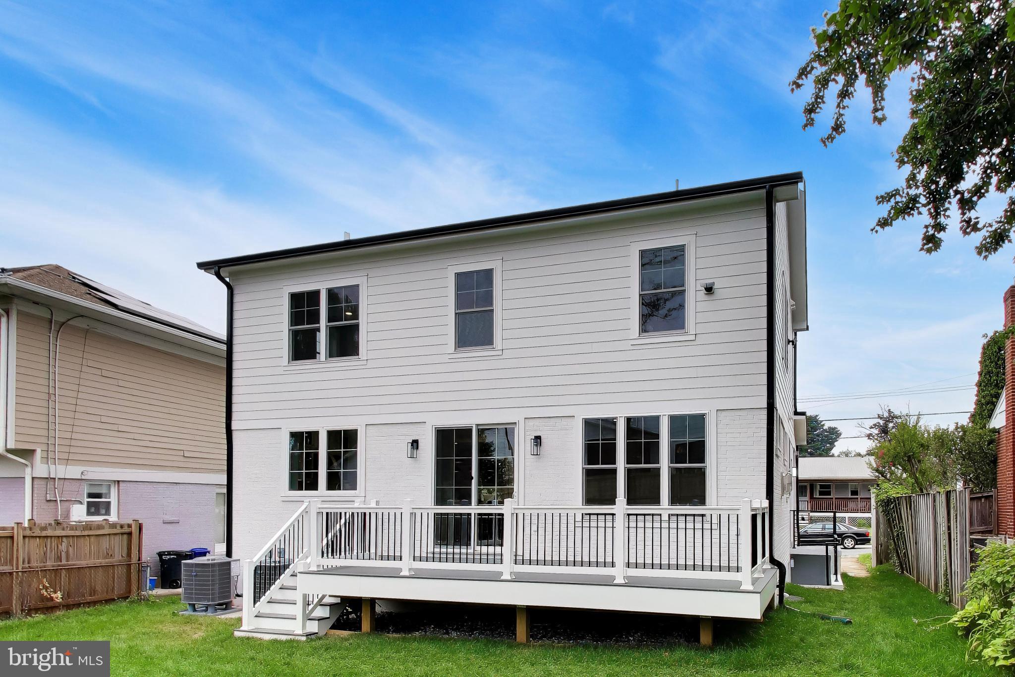 GEORGETOWN VILLAGE - Residential