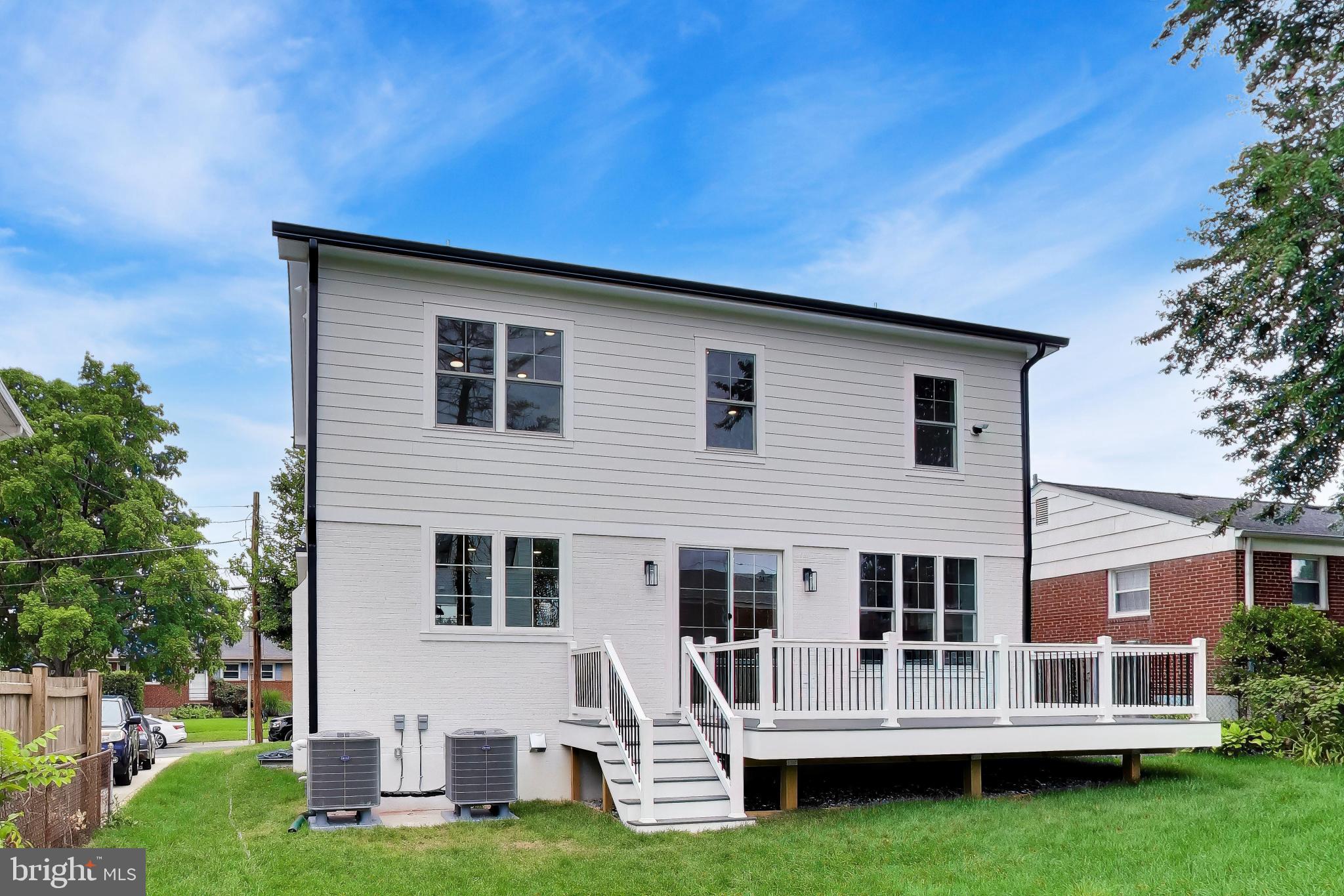 GEORGETOWN VILLAGE - Residential