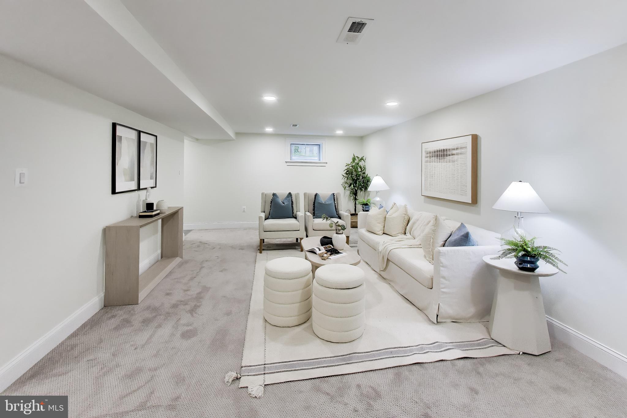 GEORGETOWN VILLAGE - Residential