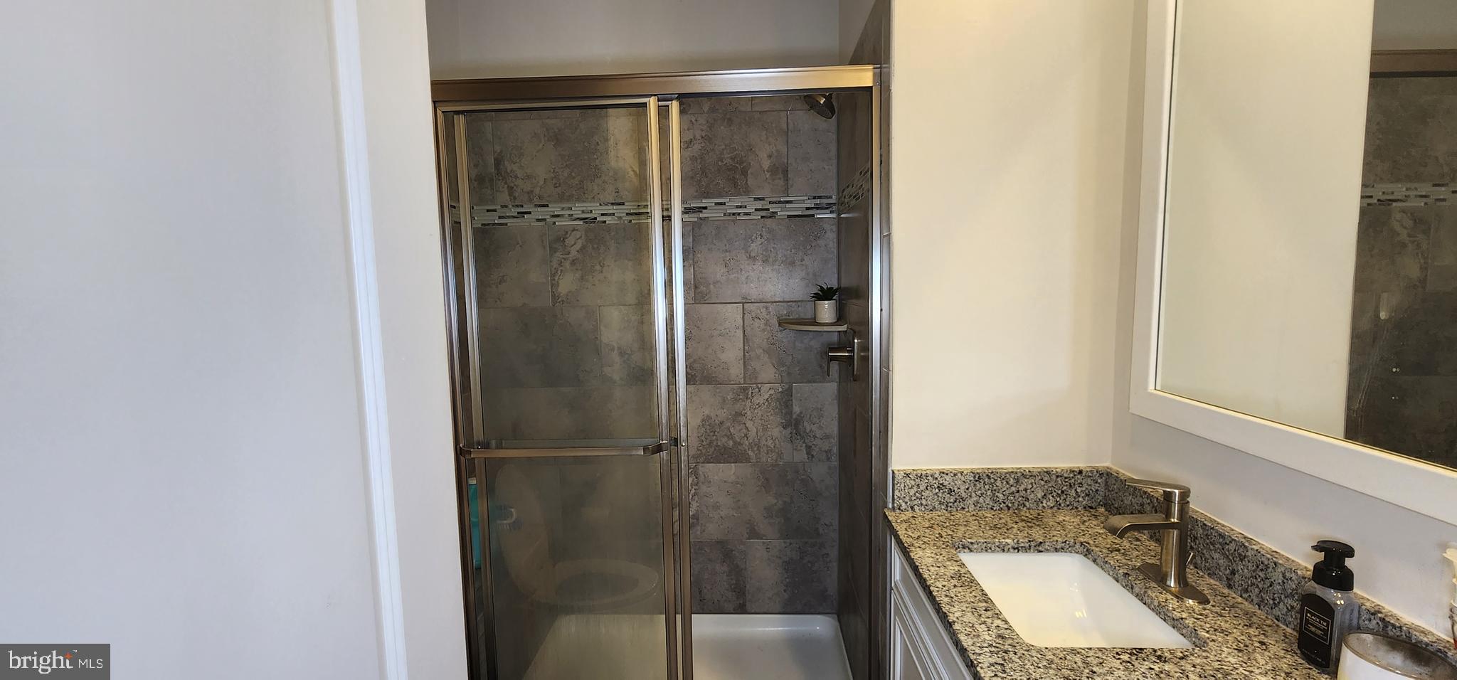 PATAPSCO GLEN - Residential Lease