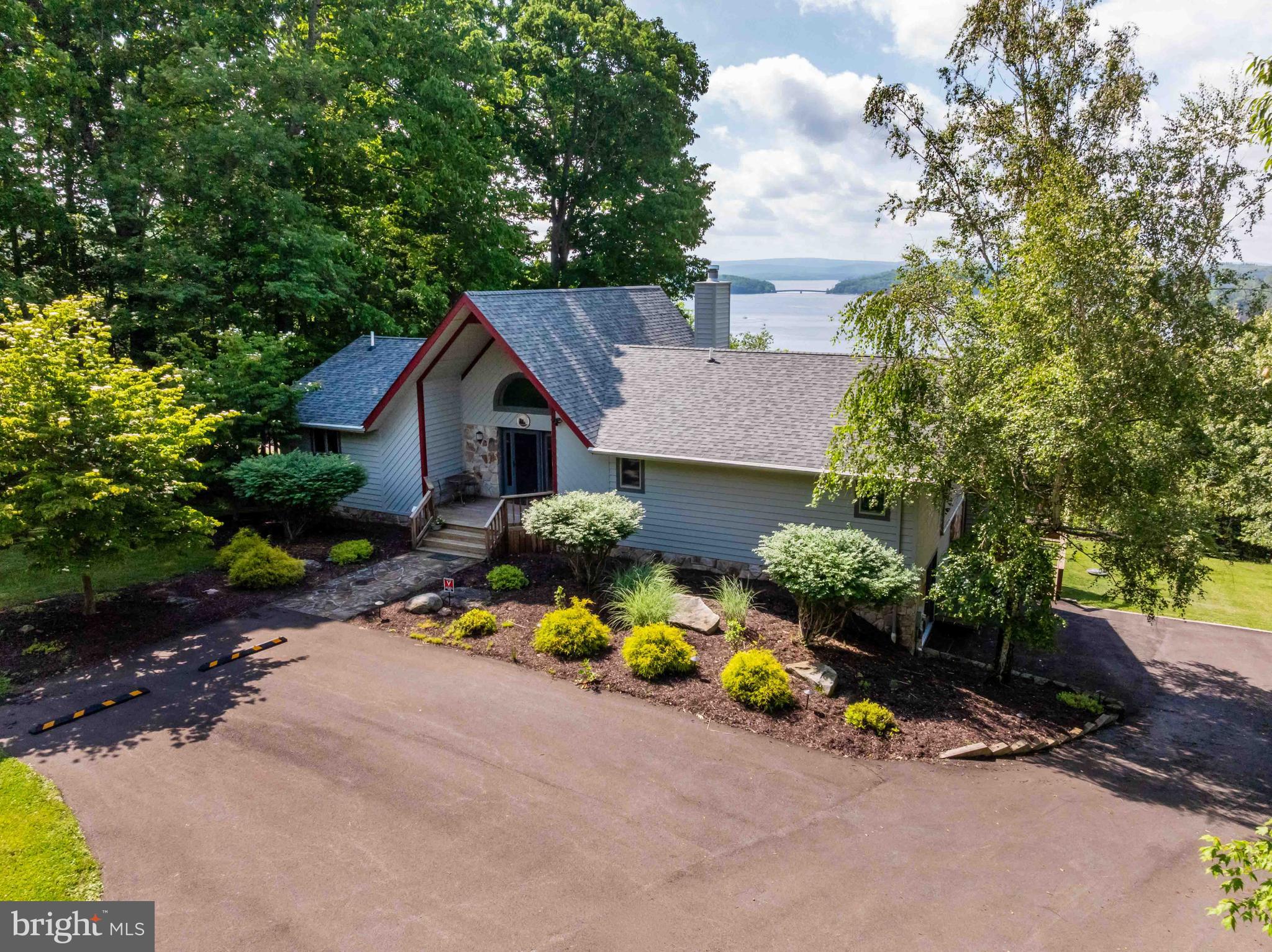 MONTE VISTA HEIGHTS - Residential