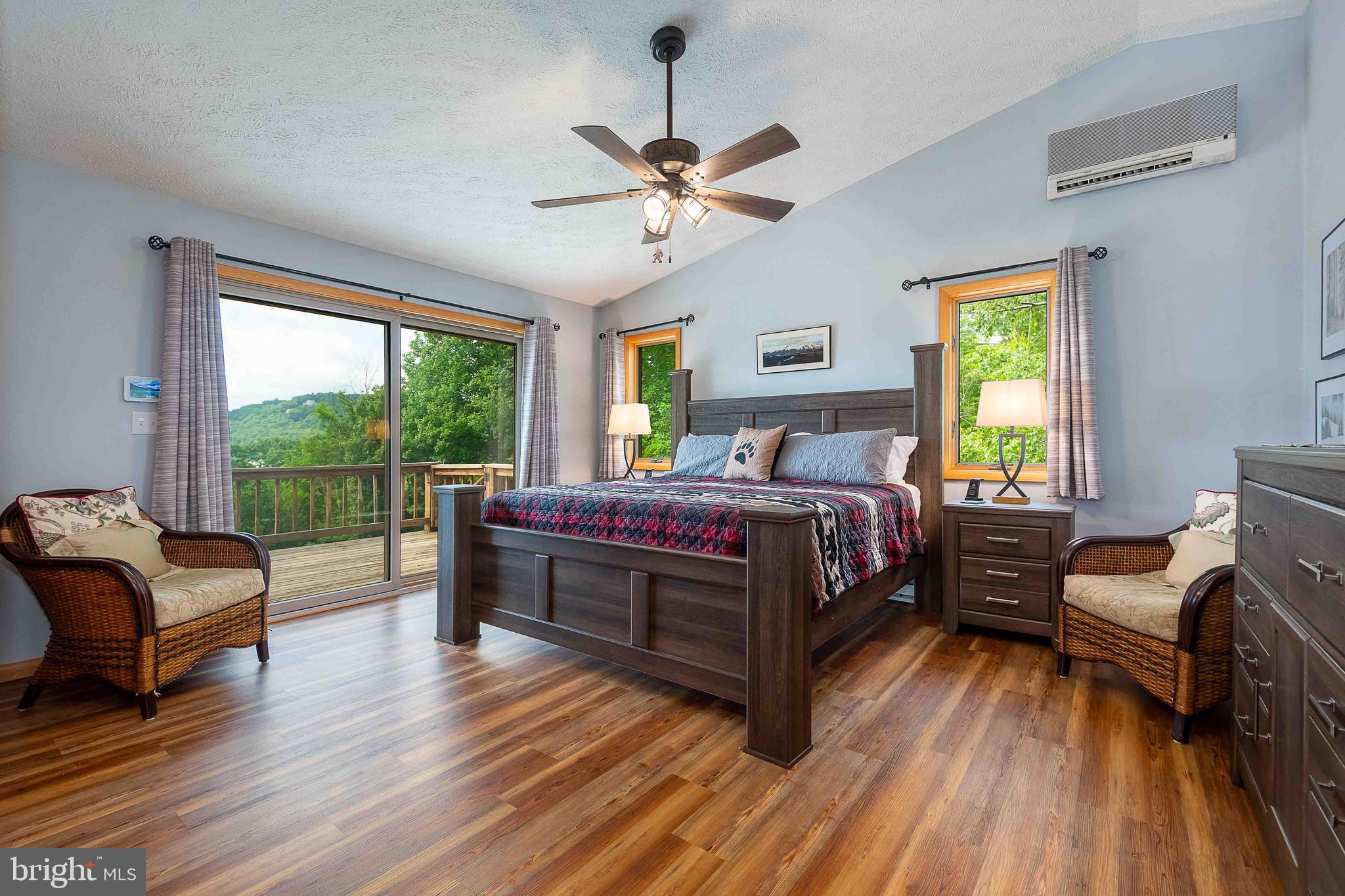 MONTE VISTA HEIGHTS - Residential