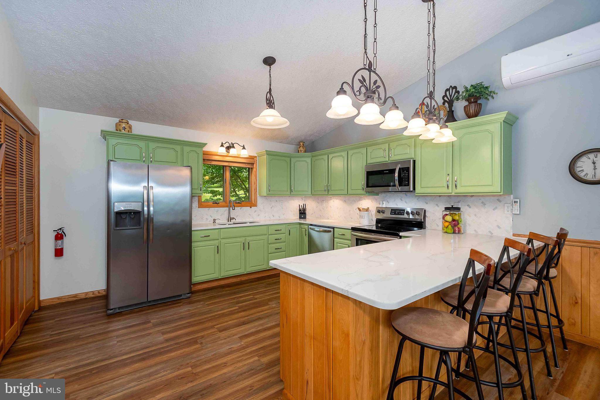 MONTE VISTA HEIGHTS - Residential