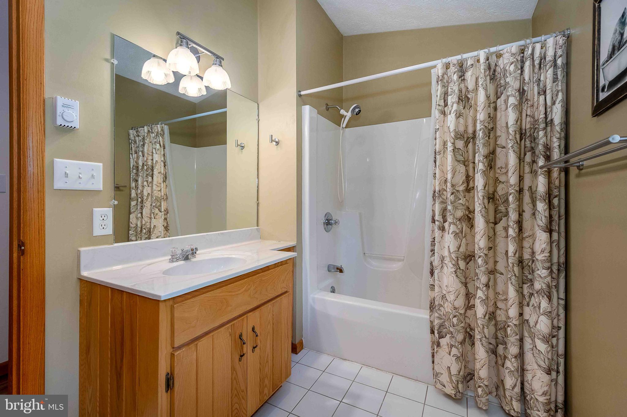 MONTE VISTA HEIGHTS - Residential