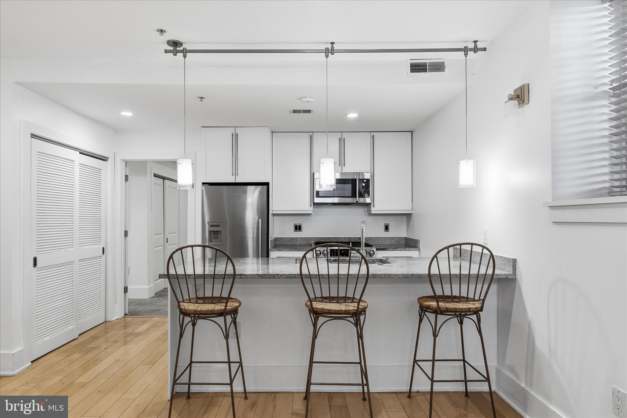 WOODLEY PARK - Residential