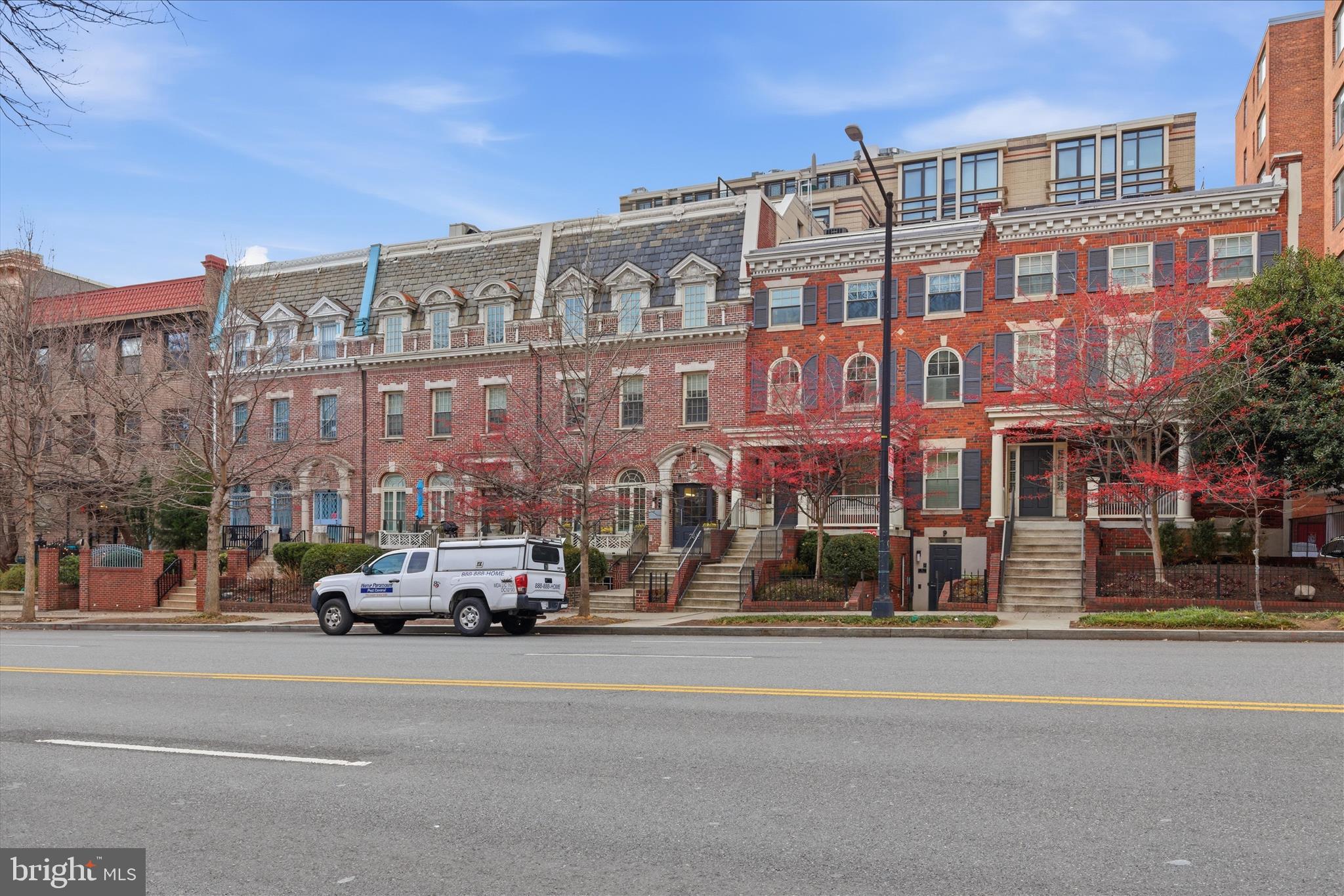 WOODLEY PARK - Residential