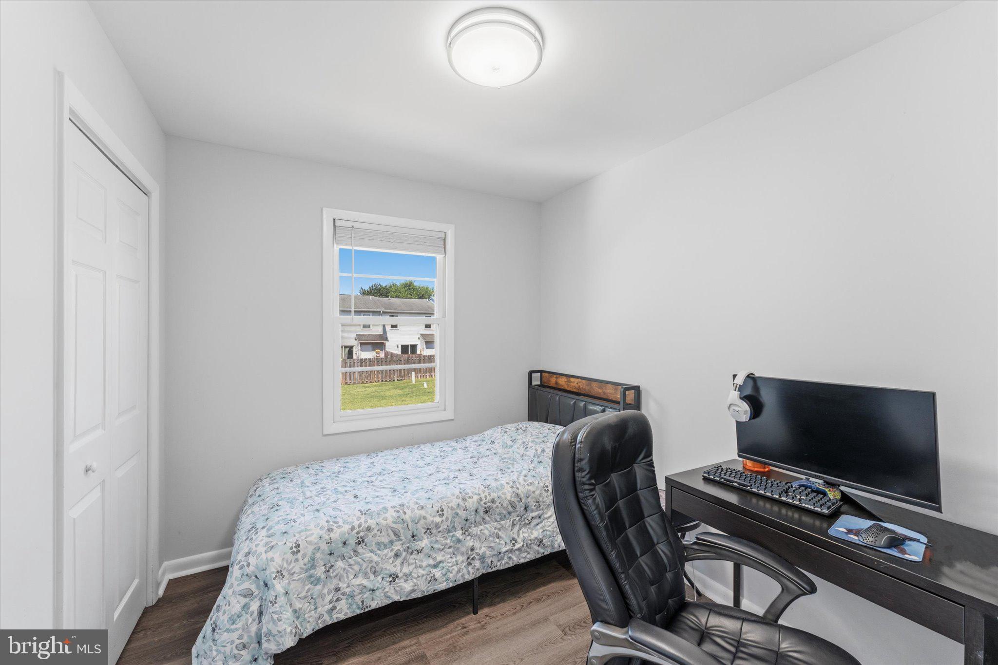 BREEZEWOOD FOREST EAST - Residential