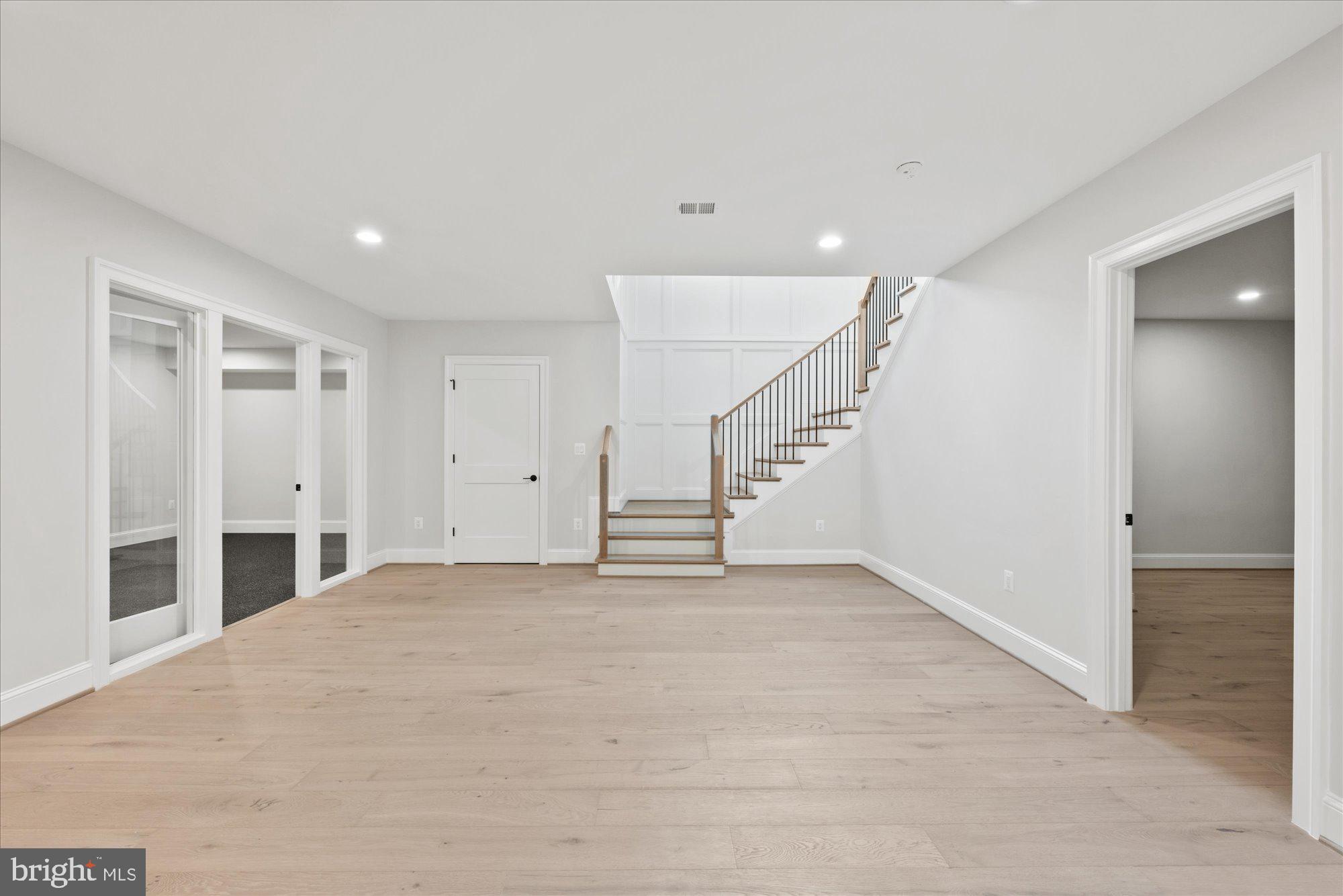 DOGWOODS - Residential