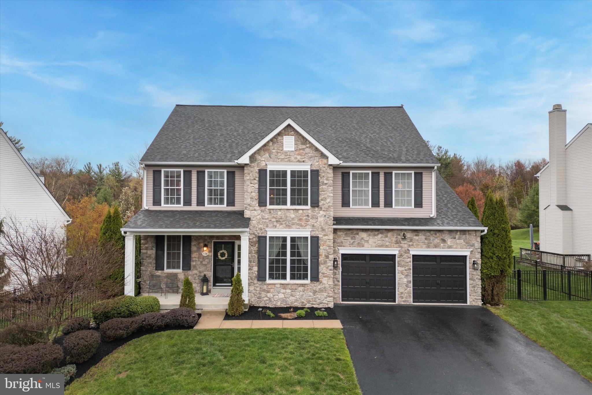 OAK CREEK - Residential
