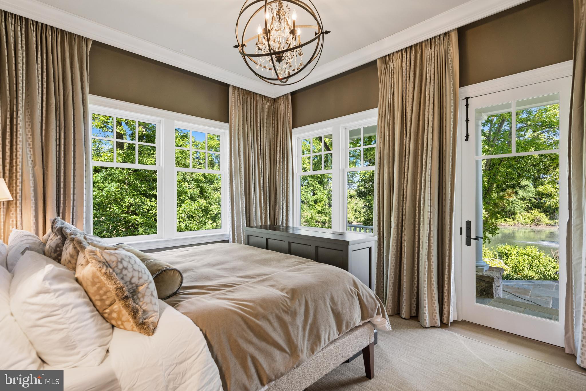MAIDSTONE FARM - Residential