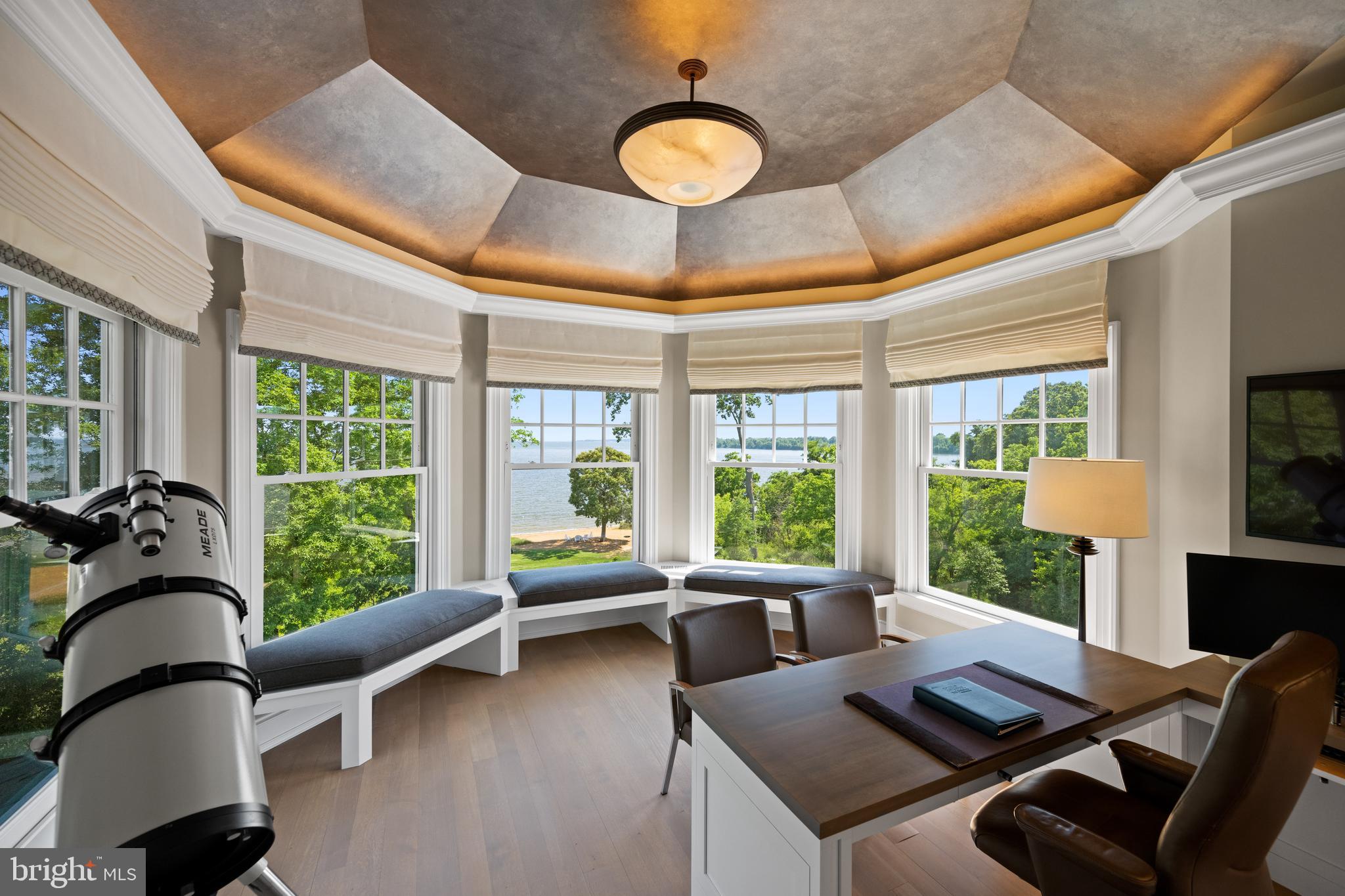 MAIDSTONE FARM - Residential