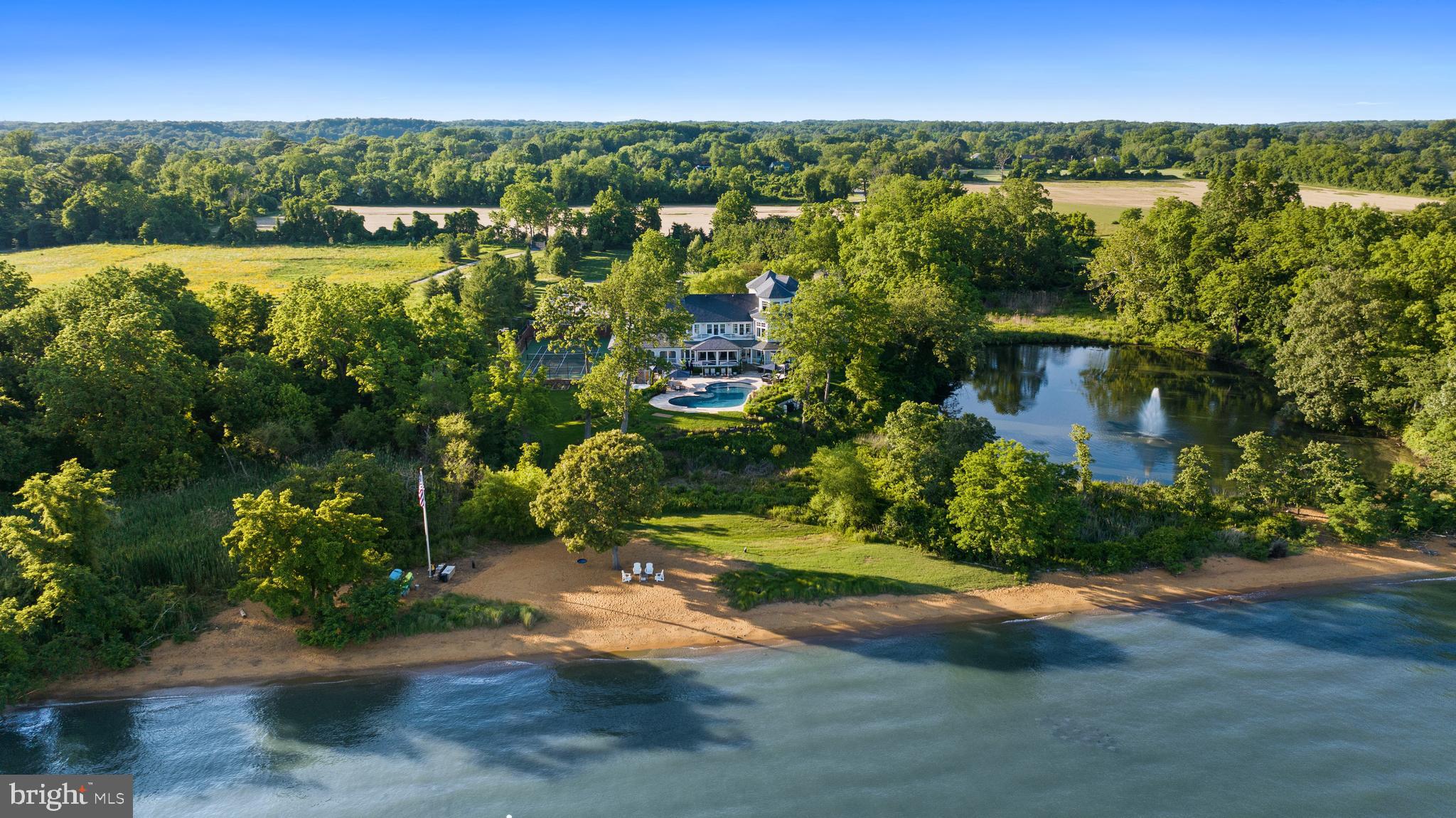 MAIDSTONE FARM - Residential