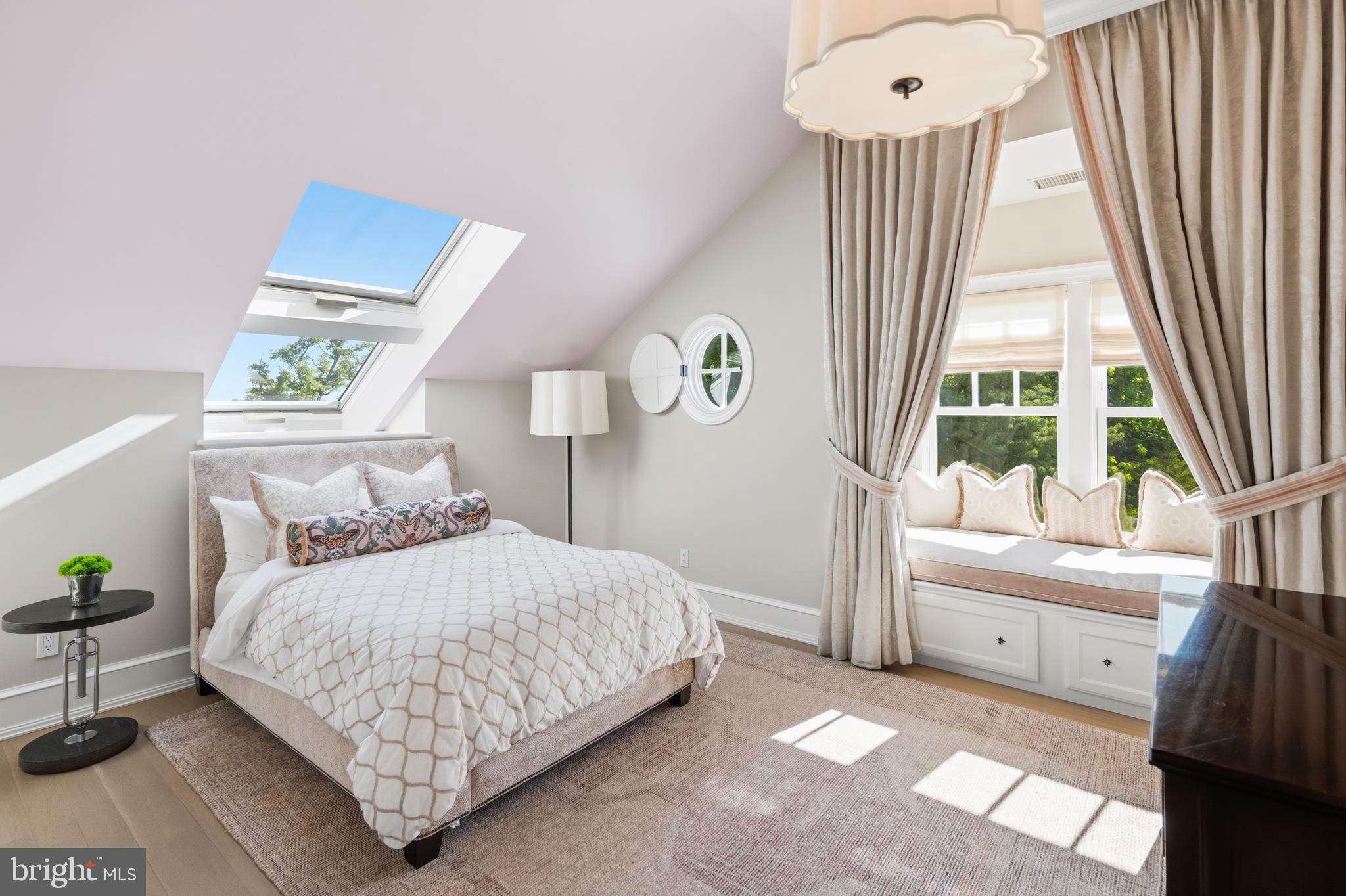 MAIDSTONE FARM - Residential