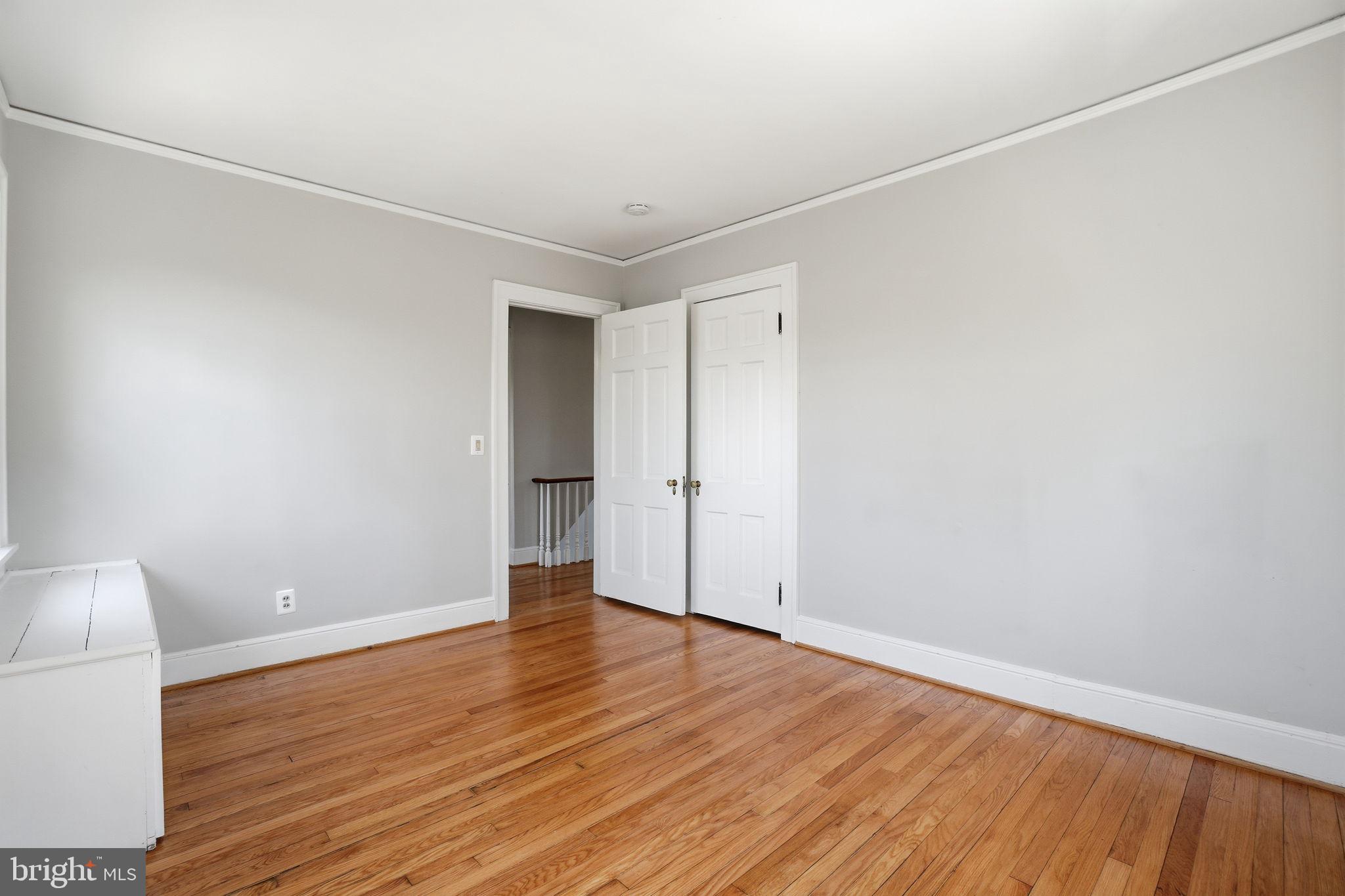ARLINGTON RIDGE - Residential