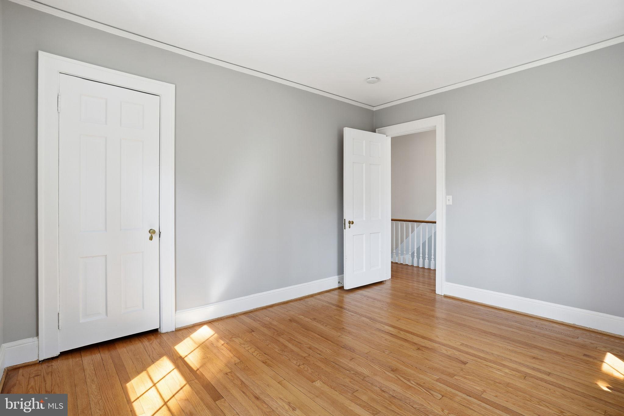 ARLINGTON RIDGE - Residential