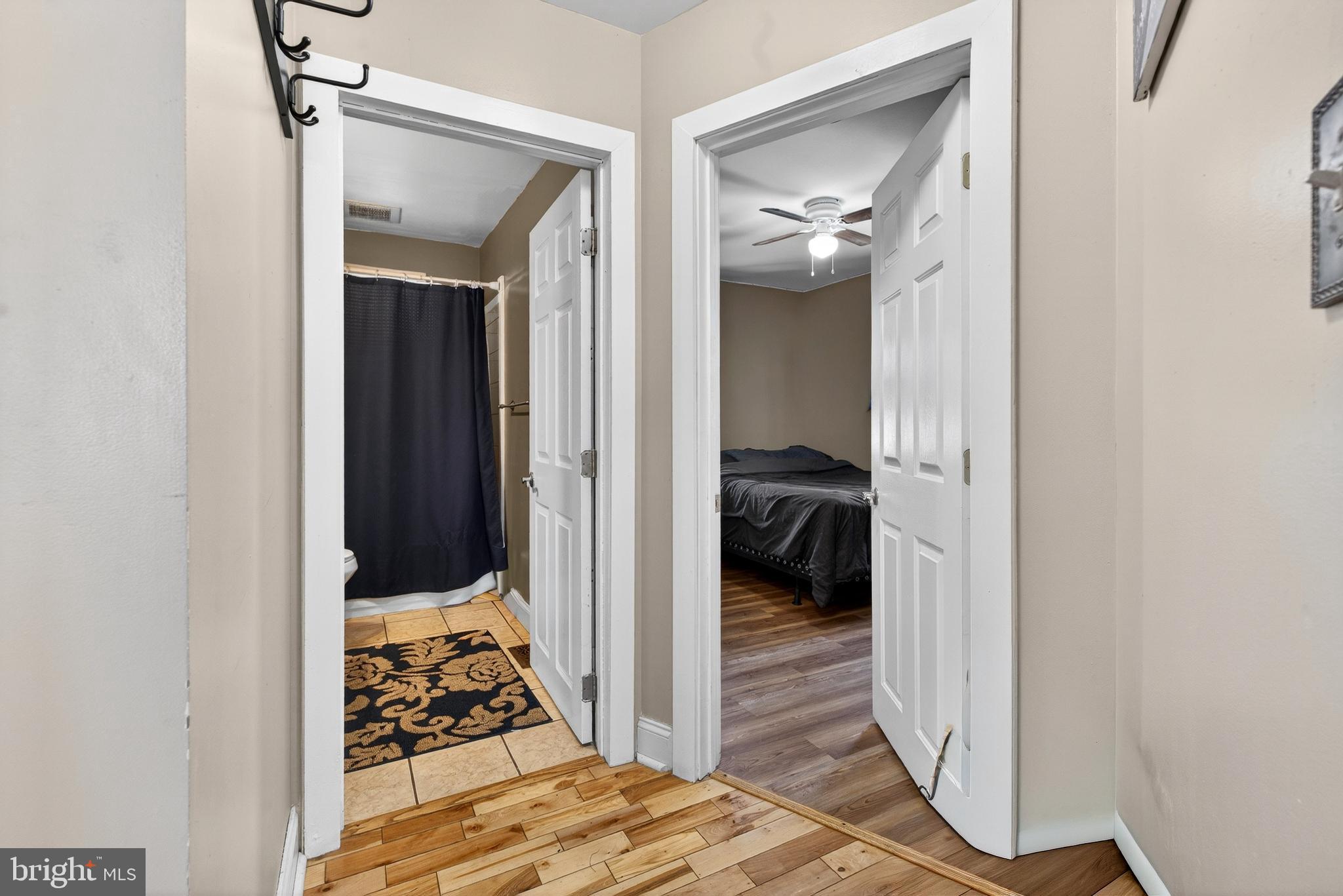 GRAY MANOR - Residential