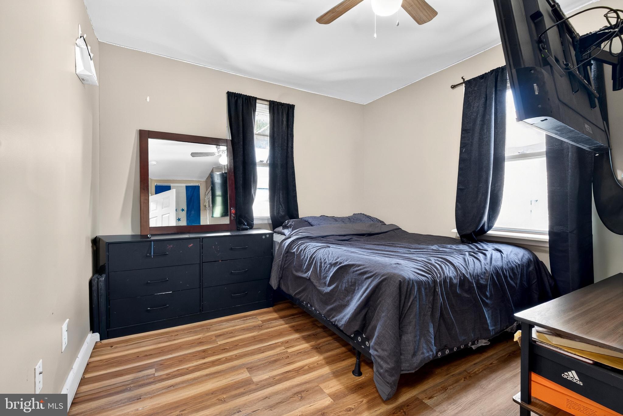 GRAY MANOR - Residential