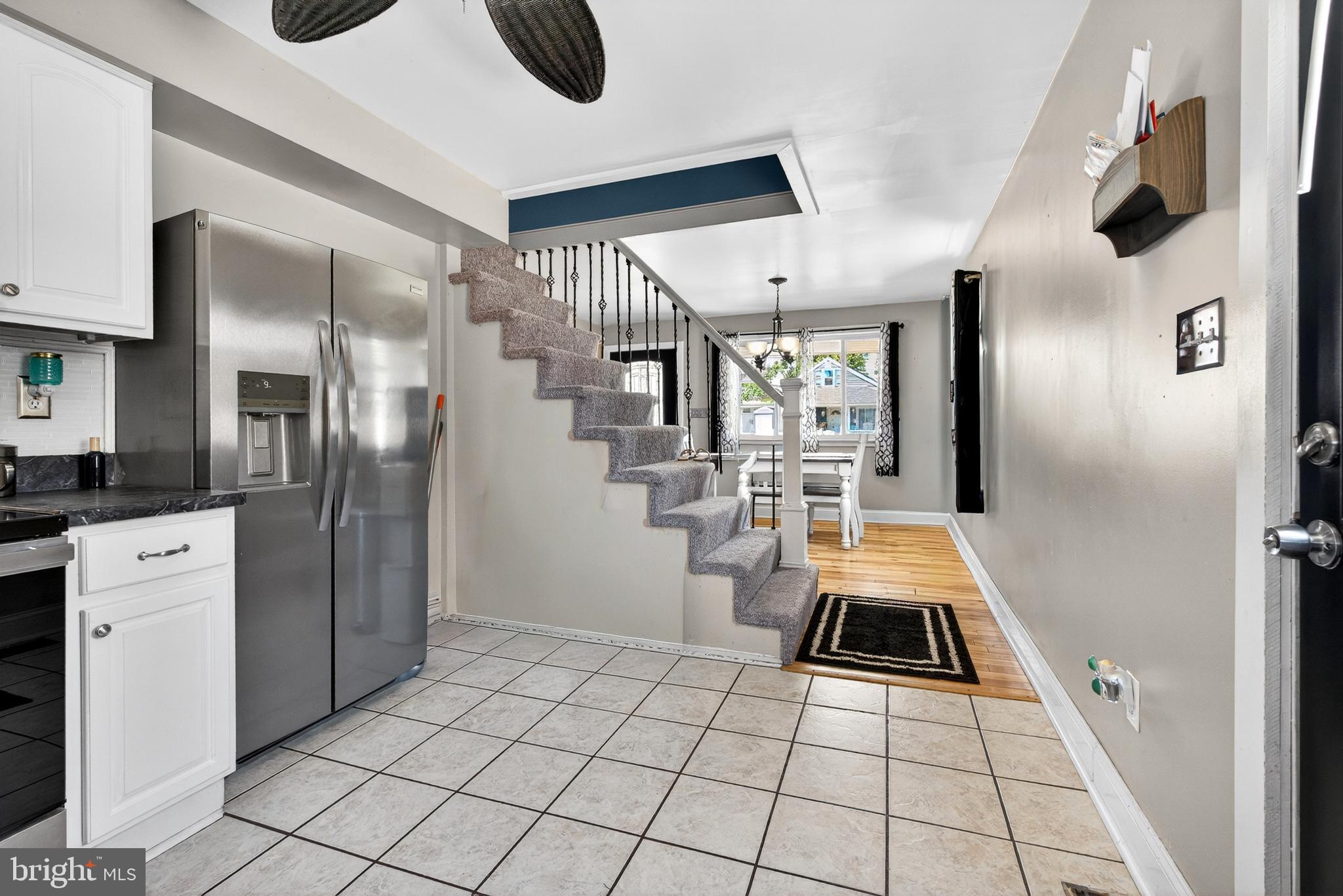 GRAY MANOR - Residential