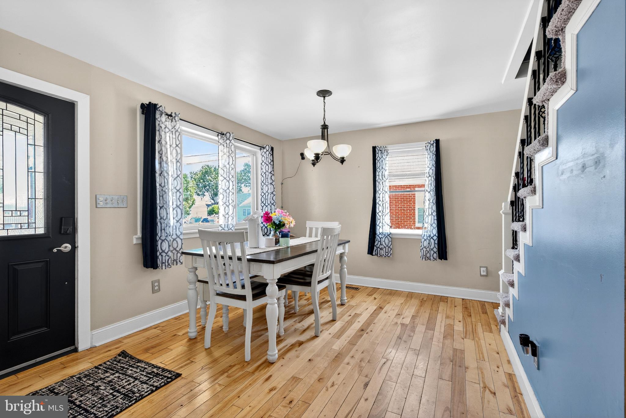GRAY MANOR - Residential