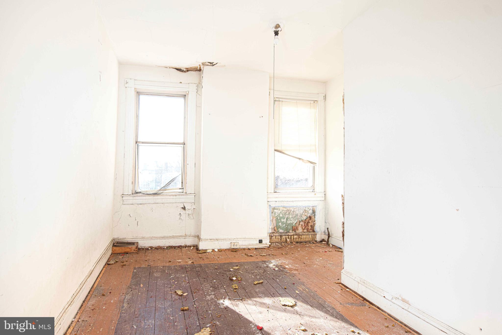 BROOKLYN - Residential