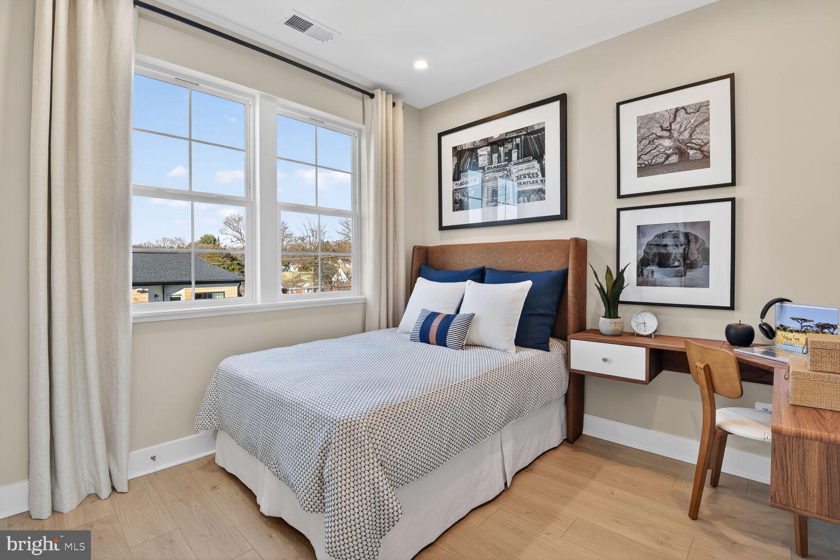 STRATHMORE VIEW - Residential