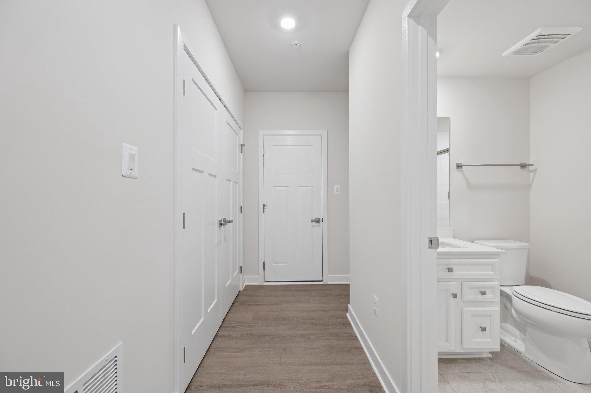 LAKE LINGANORE OAKDALE - Residential