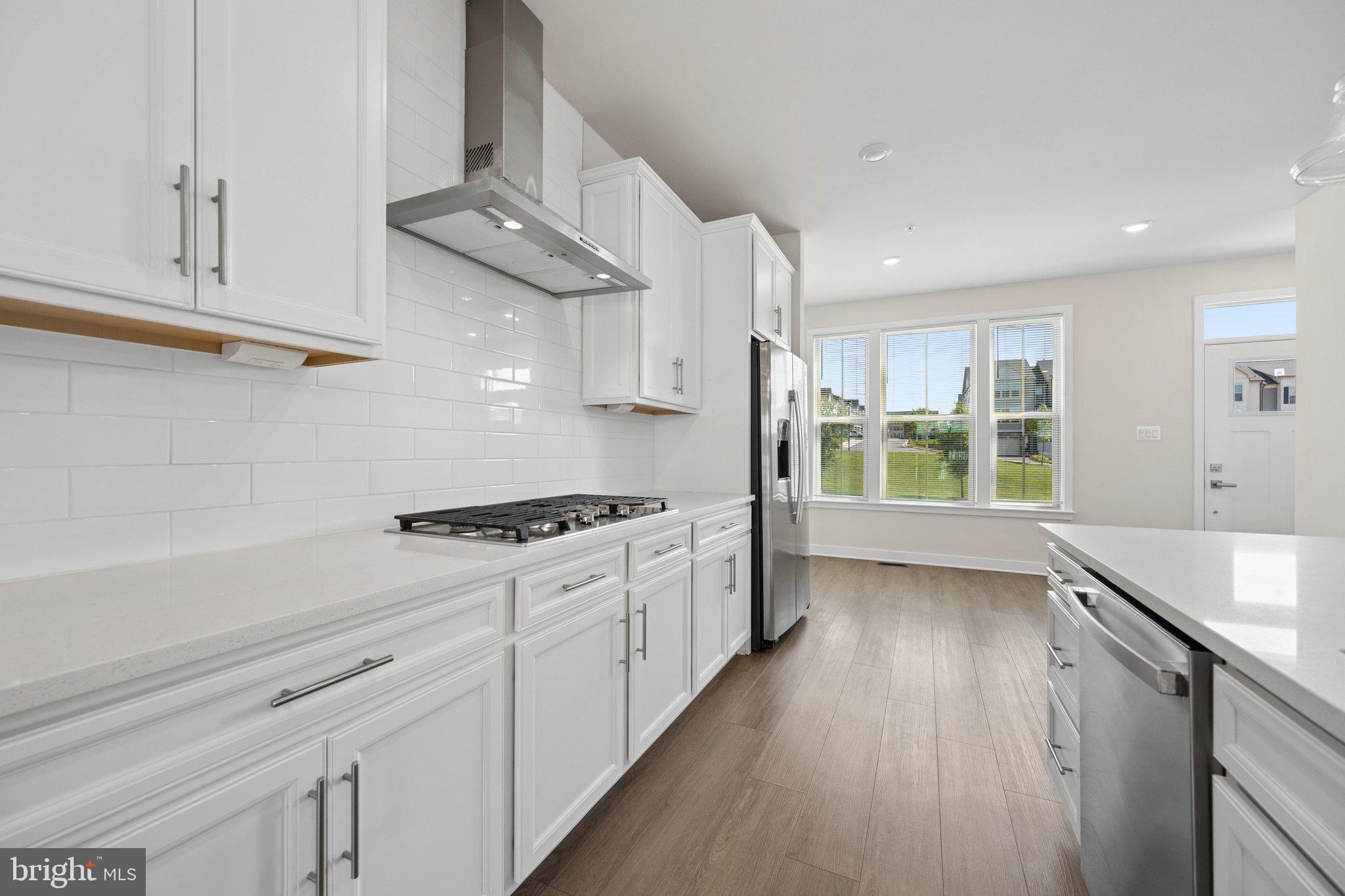 LAKE LINGANORE OAKDALE - Residential