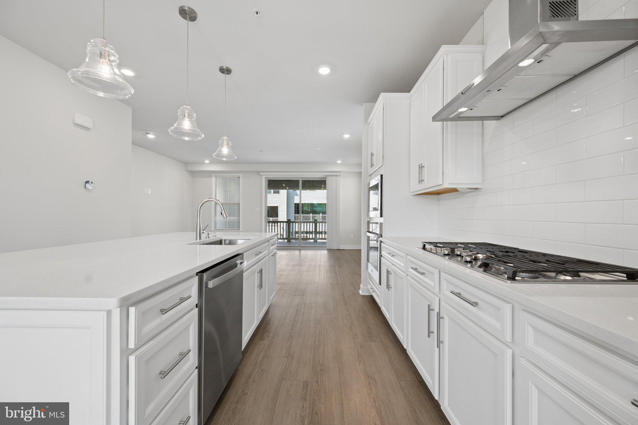 LAKE LINGANORE OAKDALE - Residential