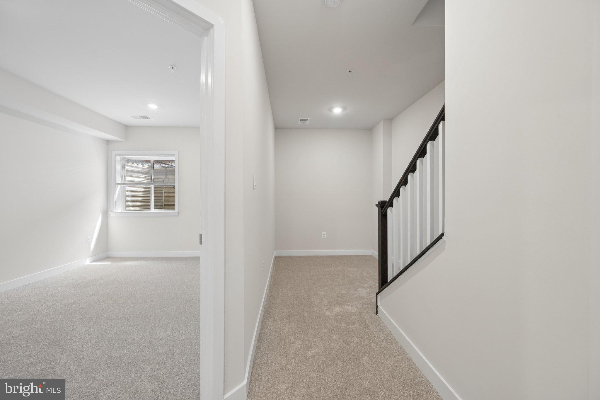 LAKE LINGANORE OAKDALE - Residential