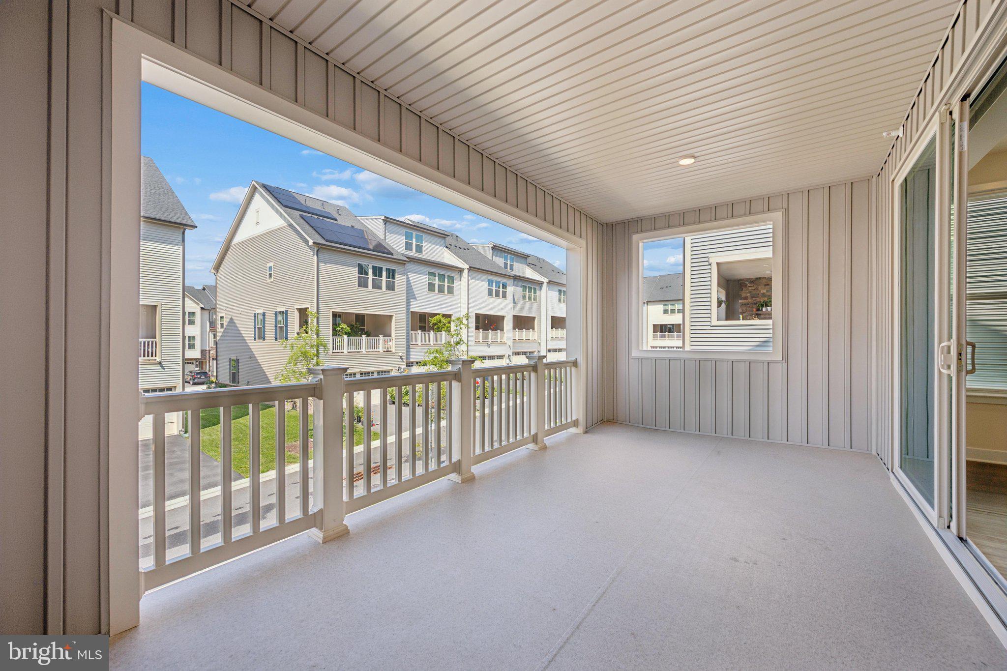LAKE LINGANORE OAKDALE - Residential