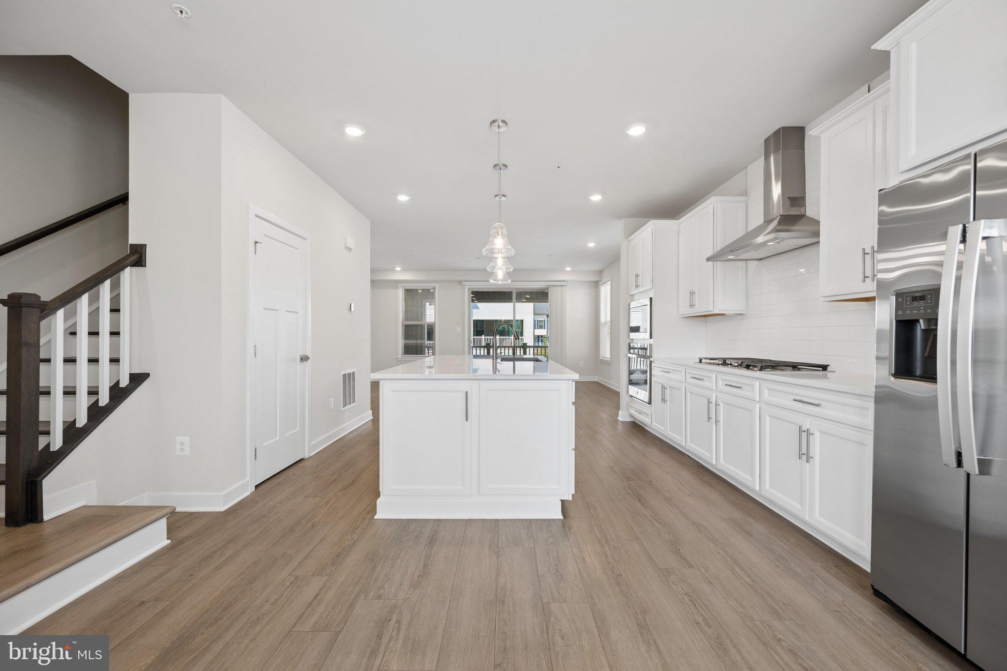 LAKE LINGANORE OAKDALE - Residential