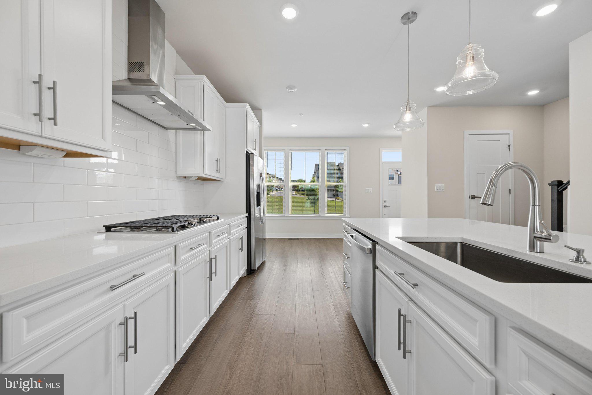 LAKE LINGANORE OAKDALE - Residential