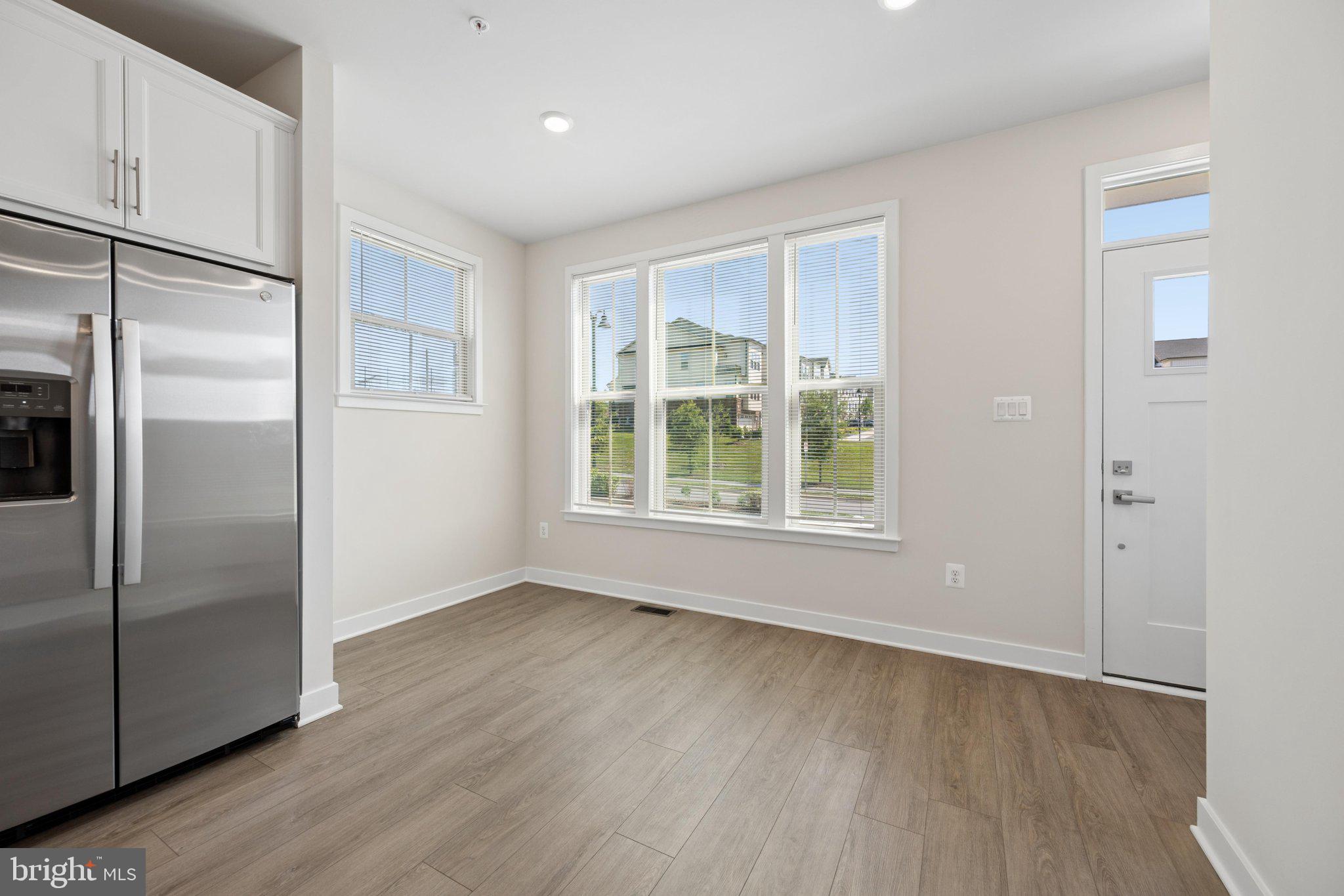 LAKE LINGANORE OAKDALE - Residential