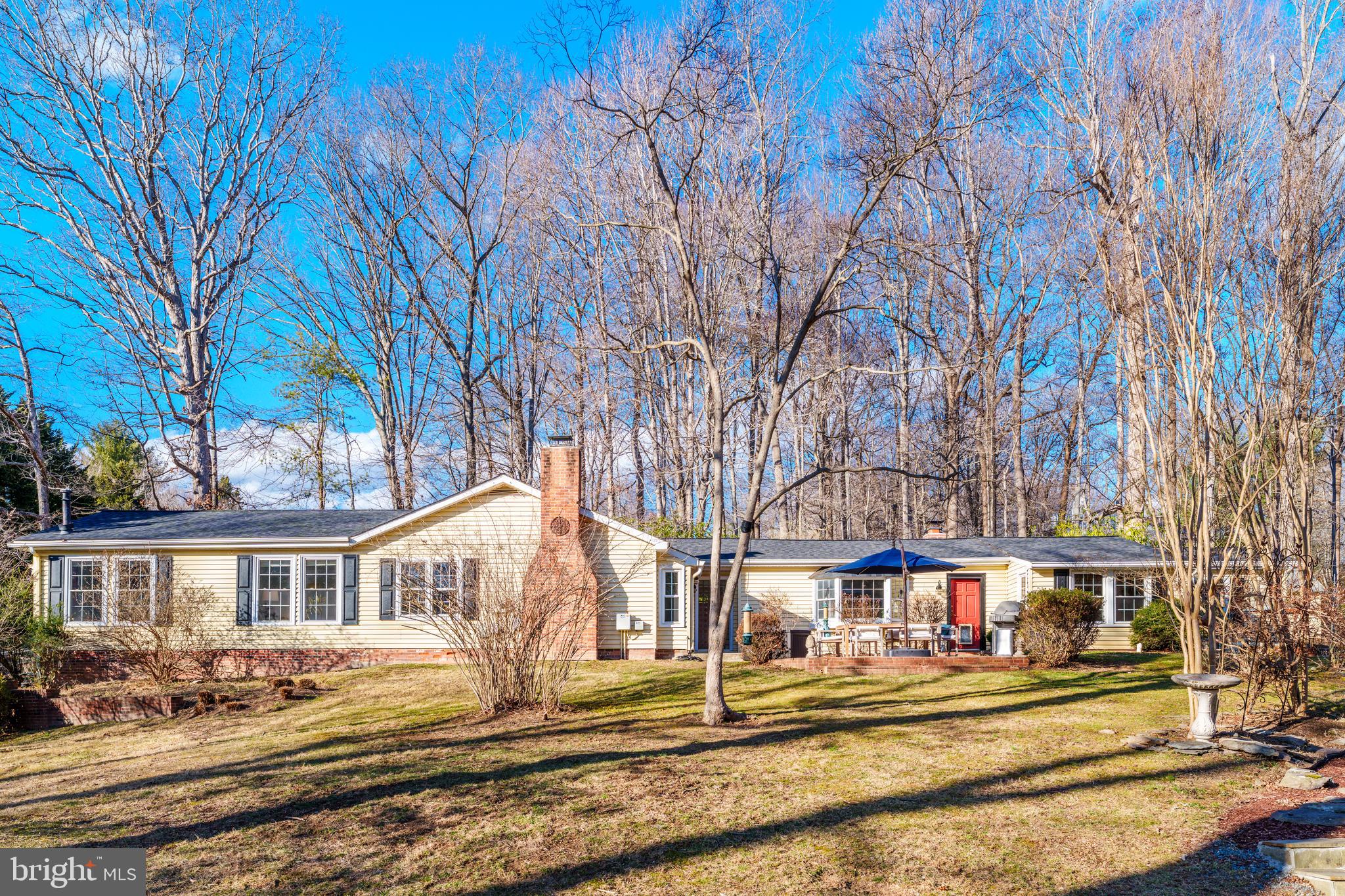 Charming single-level home located in sought after Langley High School pyramid of Great Falls, VA. Nestled on a private and serene 2.26 acre lot, this ranch-style home offers the perfect retreat for nature lovers, gardeners or anyone seeking a tranquil, country setting  while combining the comfort, convenience and an exceptional location near the River Bend Country Club and Great Falls Village Center.

This 3 bedroom, 2.5 bath main level living home features quality updates including a new roof (2021), HVAC (2021), security gate (2021), wood floors (2021), kitchen subway tile backsplash (2021), septic system (2020), invisible dog fence (2024), refrigerator (2023), well pump (2020), living room fireplace (2022), laundry room update including washer and dryer (2021), garden (2019), water heater (2018).  The expansive lot provides ample opportunities to enjoy outdoor living or simply soaking in the peaceful surroundings.  Horse property for private use only. Don’t miss the chance to make this special property your own while enjoying the charm and convenience of Great Falls living!