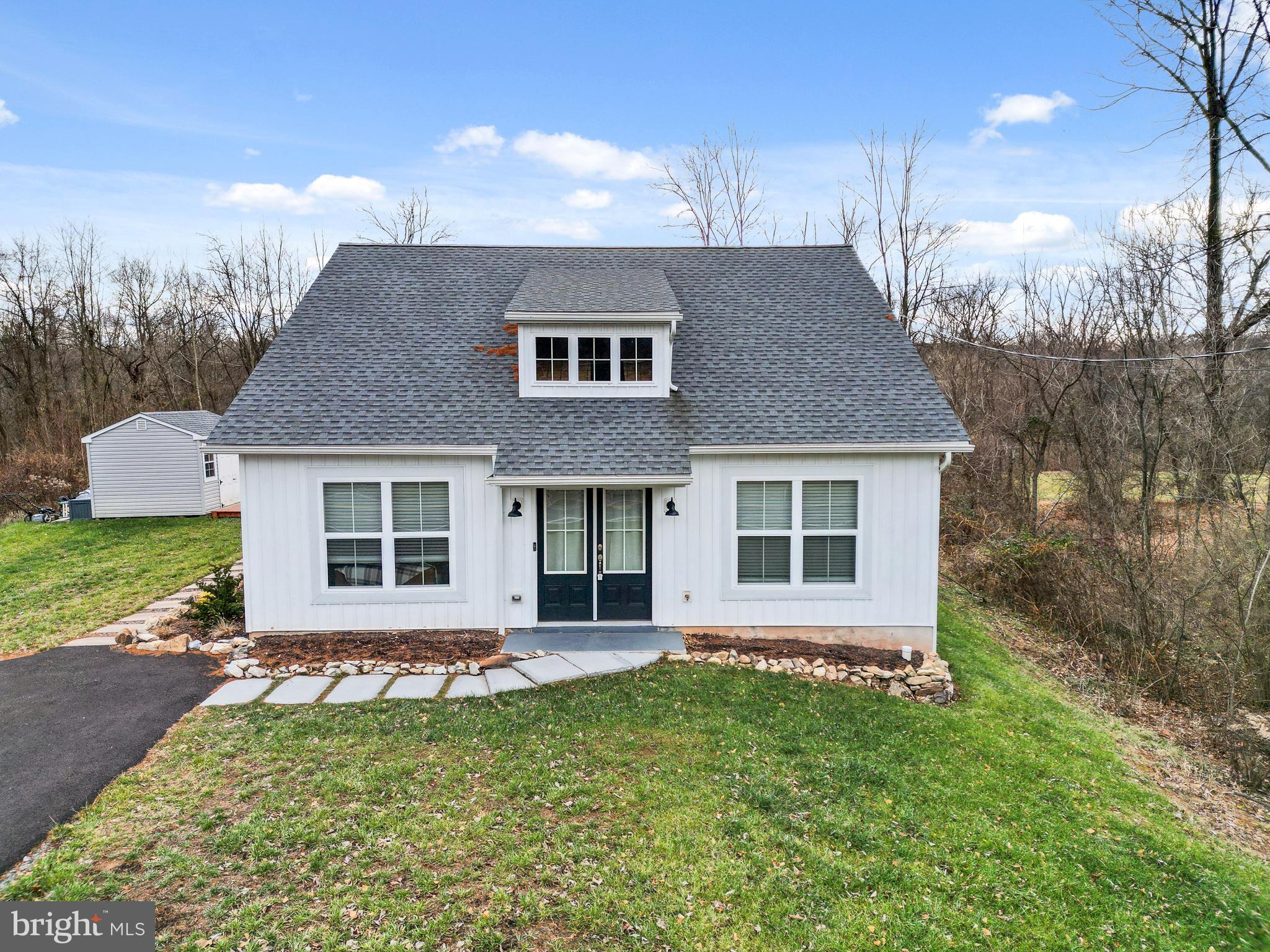 DOUGLASSVILLE - Residential